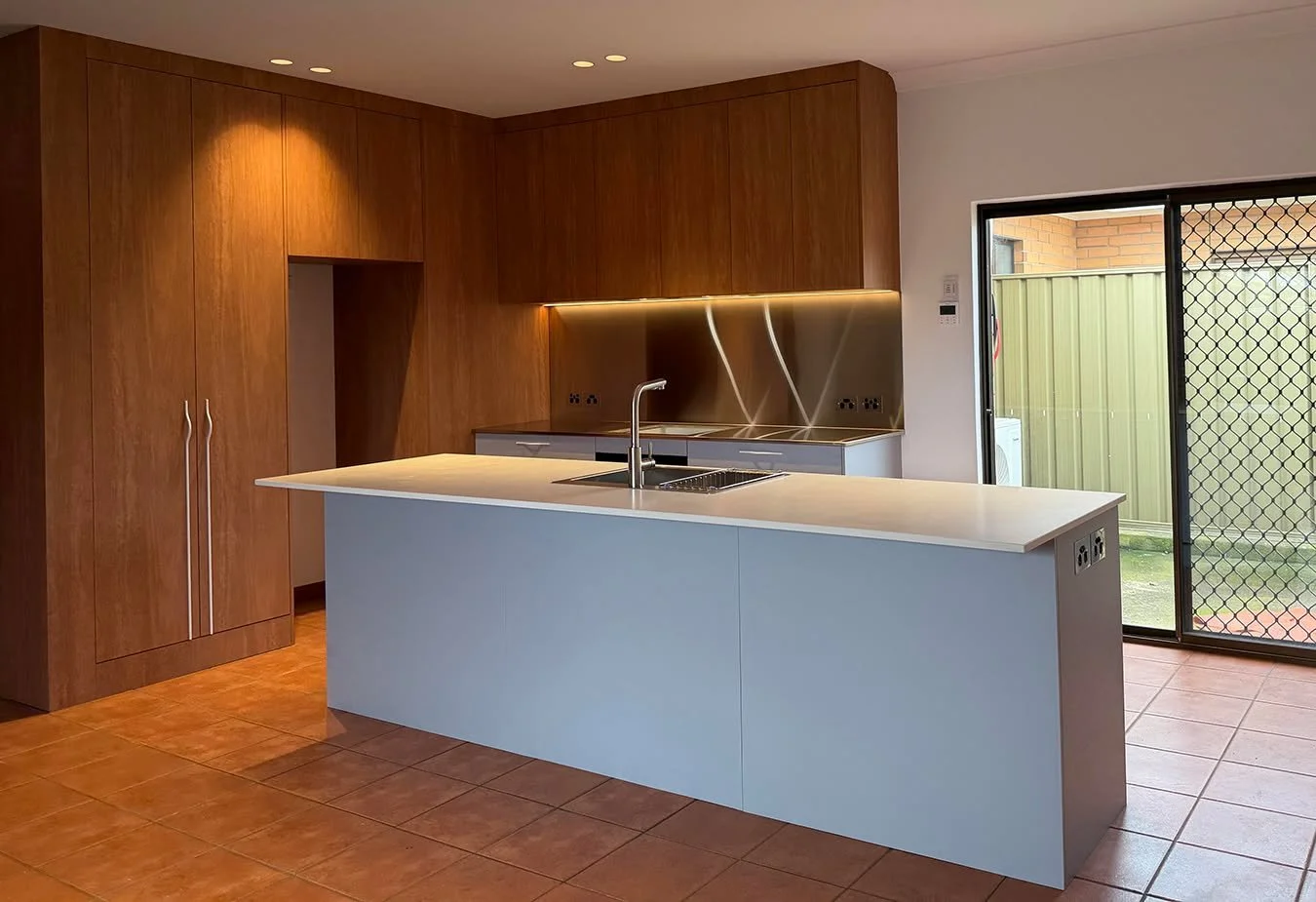 PROJECT HERBERT

A little late to the 'gram, but the benchtops have been installed! Happy clients = happy designer!

Professional photos still to come...

📷 by our lovely clients 🖤
Build by @interconstructrenovations 
Interior design by @marcialiew