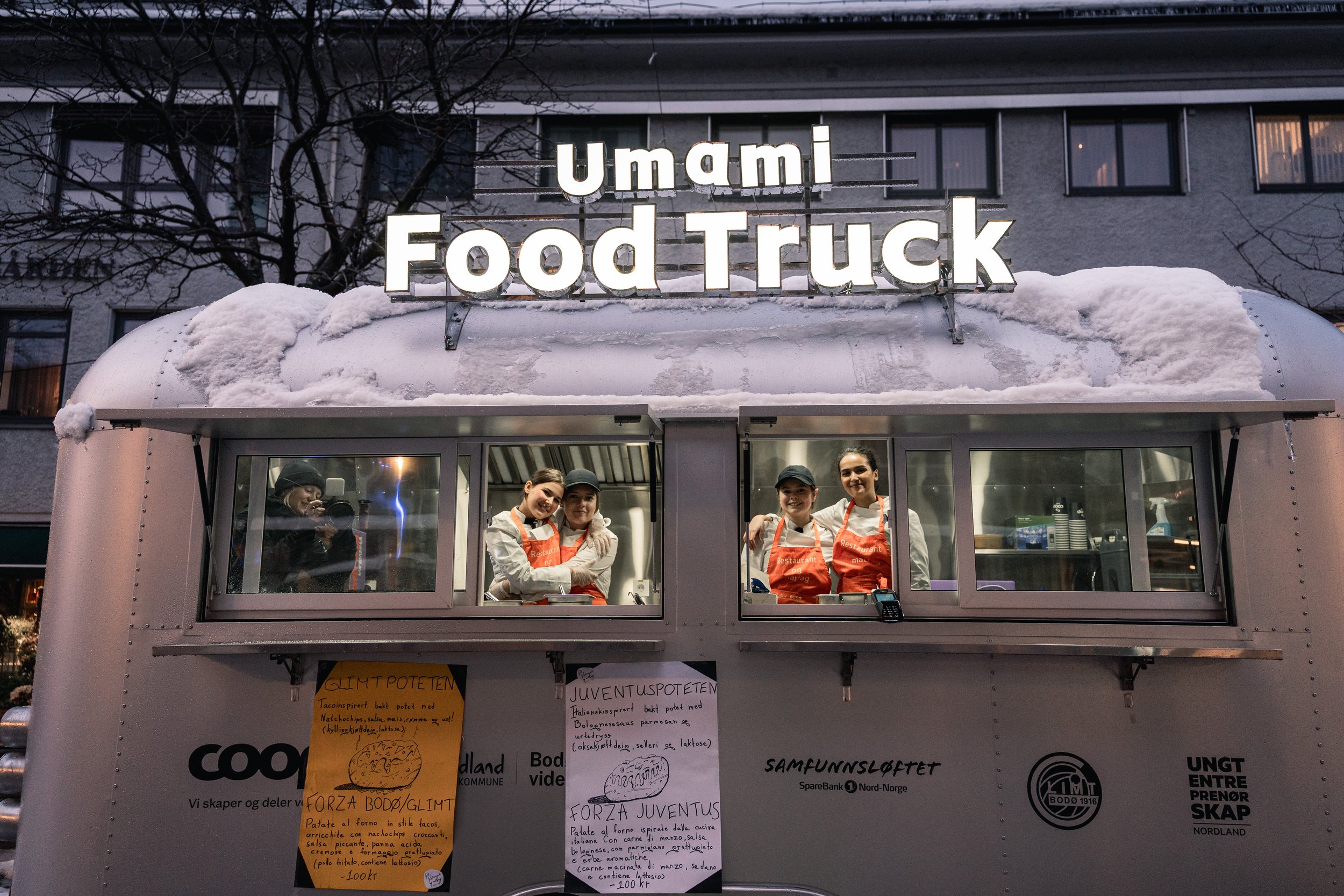 Åpning-Umami-food-truck-juve-6.jpg