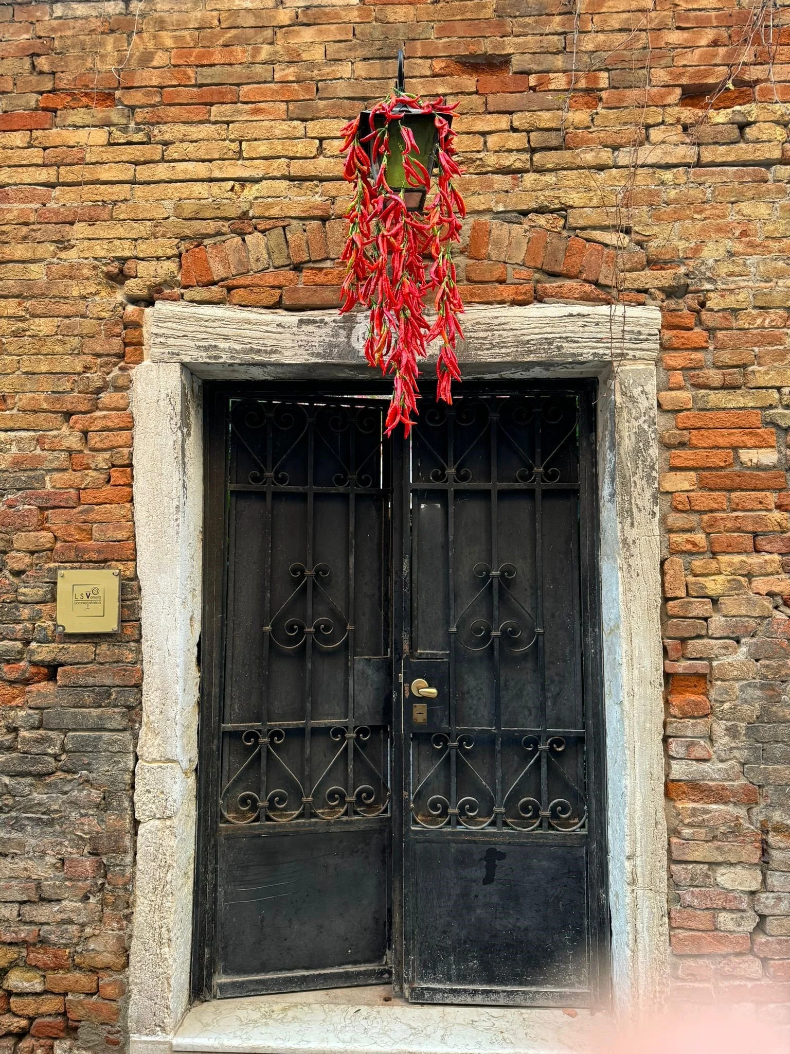 A Tavola ! (Time to gather)