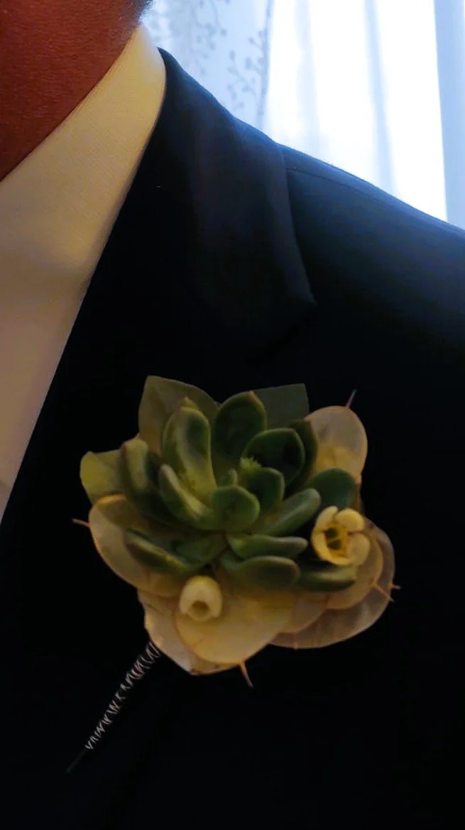 01 BOTTONIERA ECHEVERIA.jpg