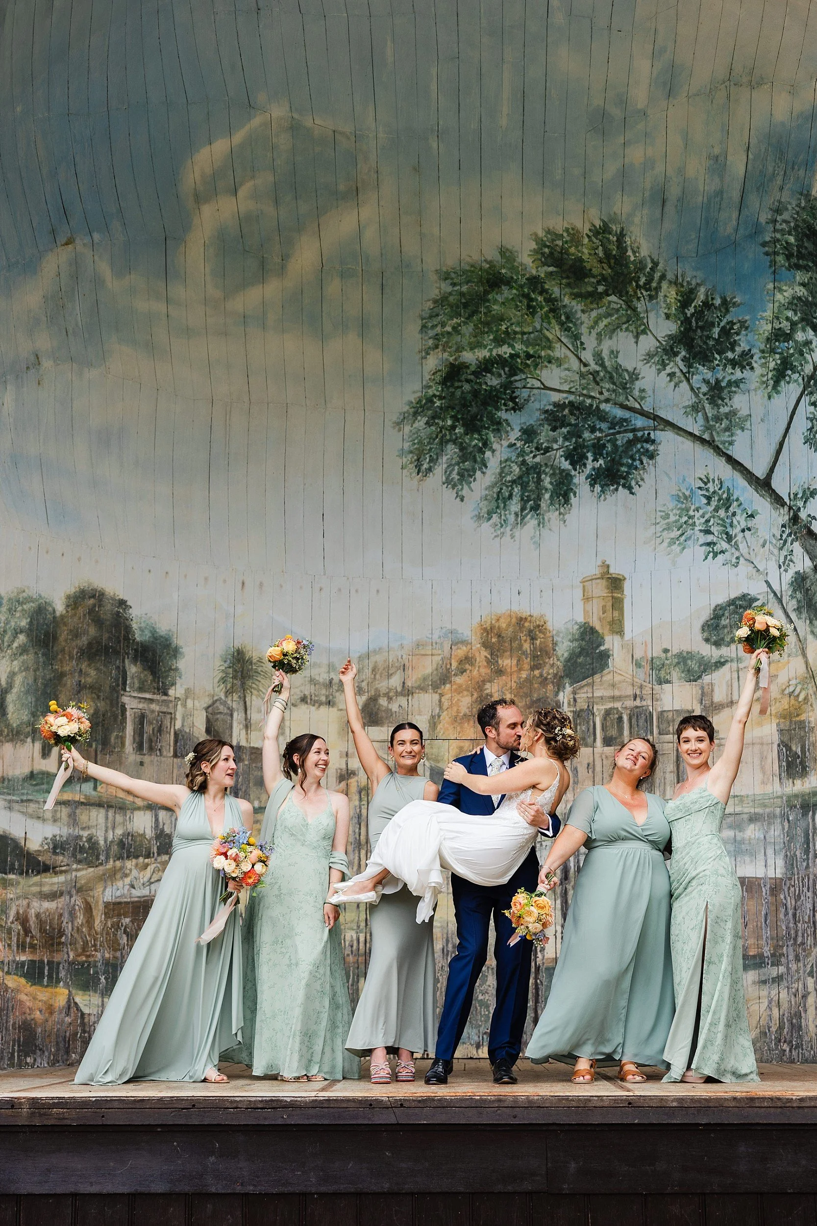 Becky and Kyle Larmer Tree Gardens Wedding (32).jpg
