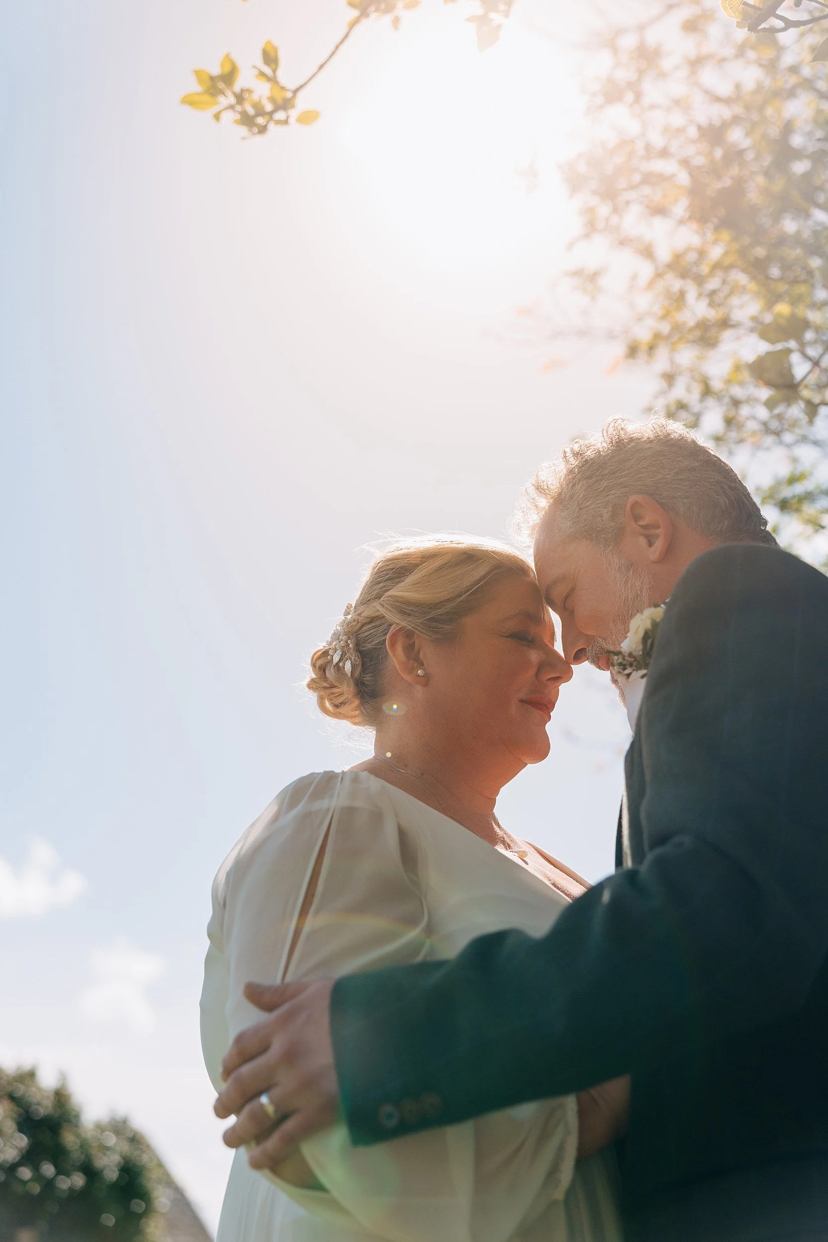 Witney Wedding Photography The Bird in Hand (17).jpg