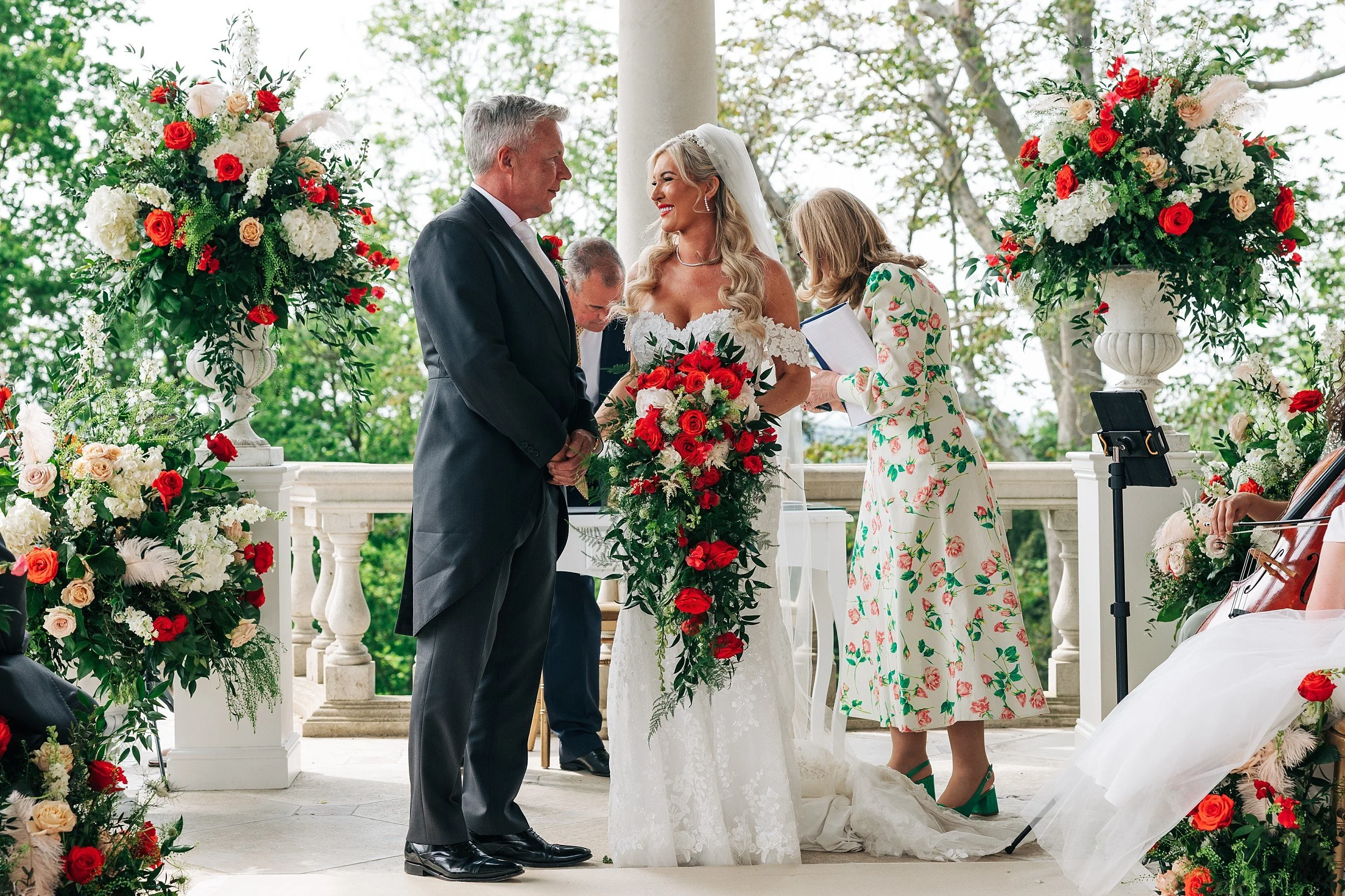 Cliveden House Wedding Photography L and G (12).jpg