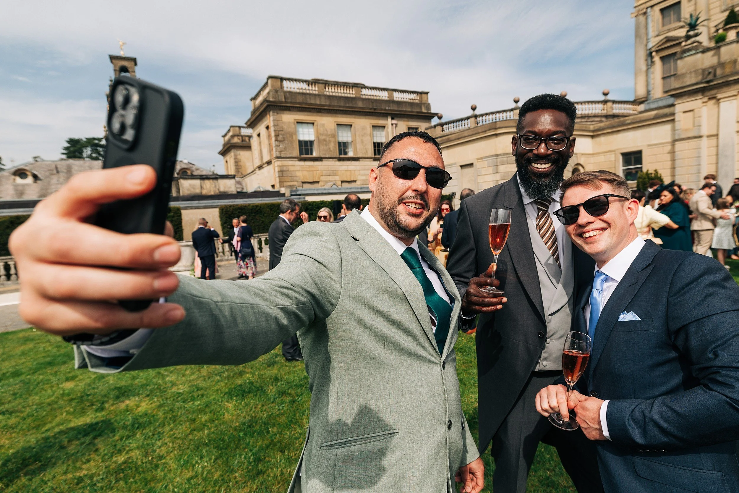 Cliveden House Wedding Photography L and G (14).jpg