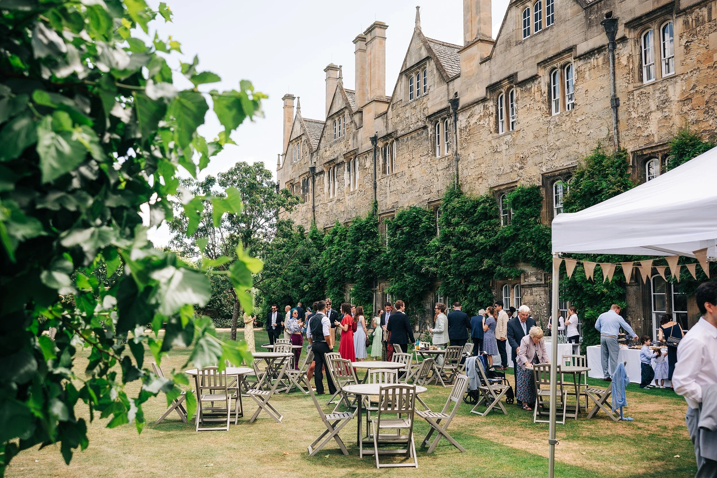 Merton College St Hildas College Oxford Wedding Photography (25).jpg