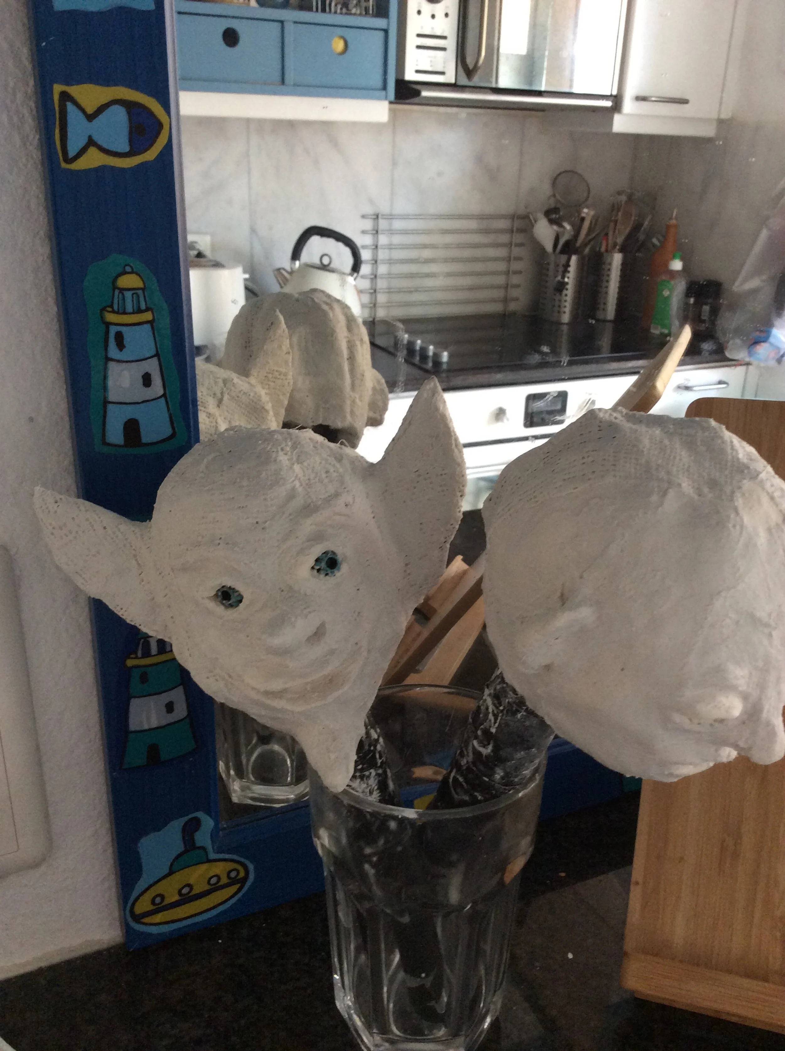 Moulding head shapes using Plaster of Paris.JPG