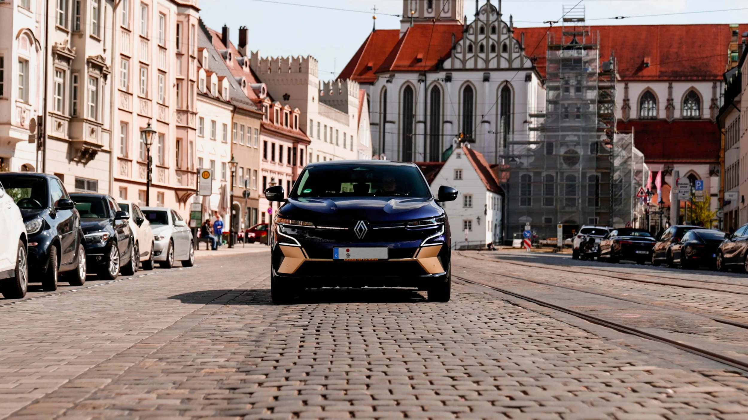 renault-Bearbeitet-Bearbeitet.jpg