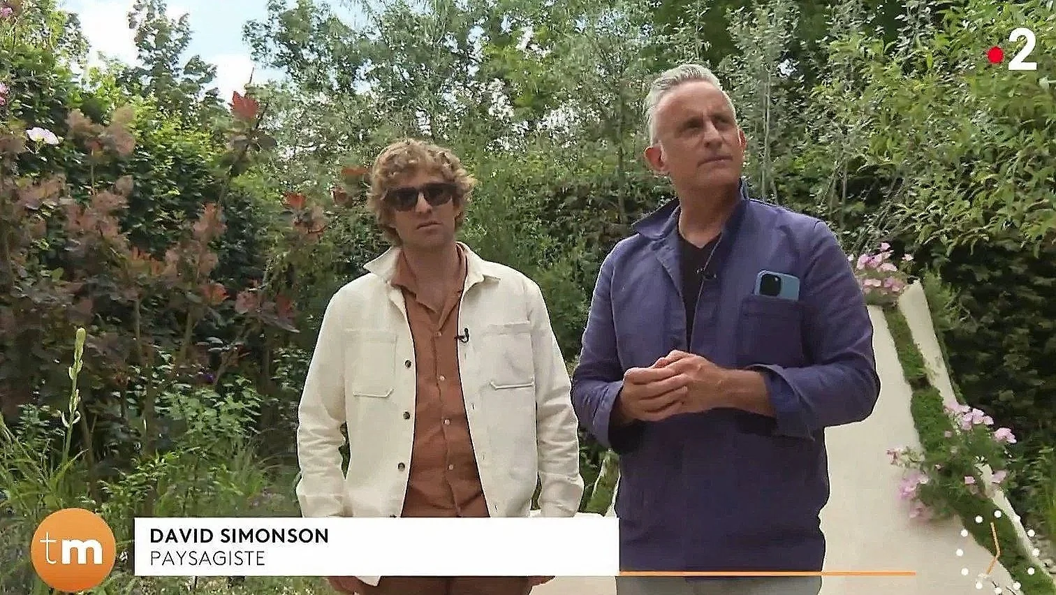 David Simonson présenté dans un reportage télévisé autour du jardin primé Le Jardin des Murmures à Chaumont-sur-Loire