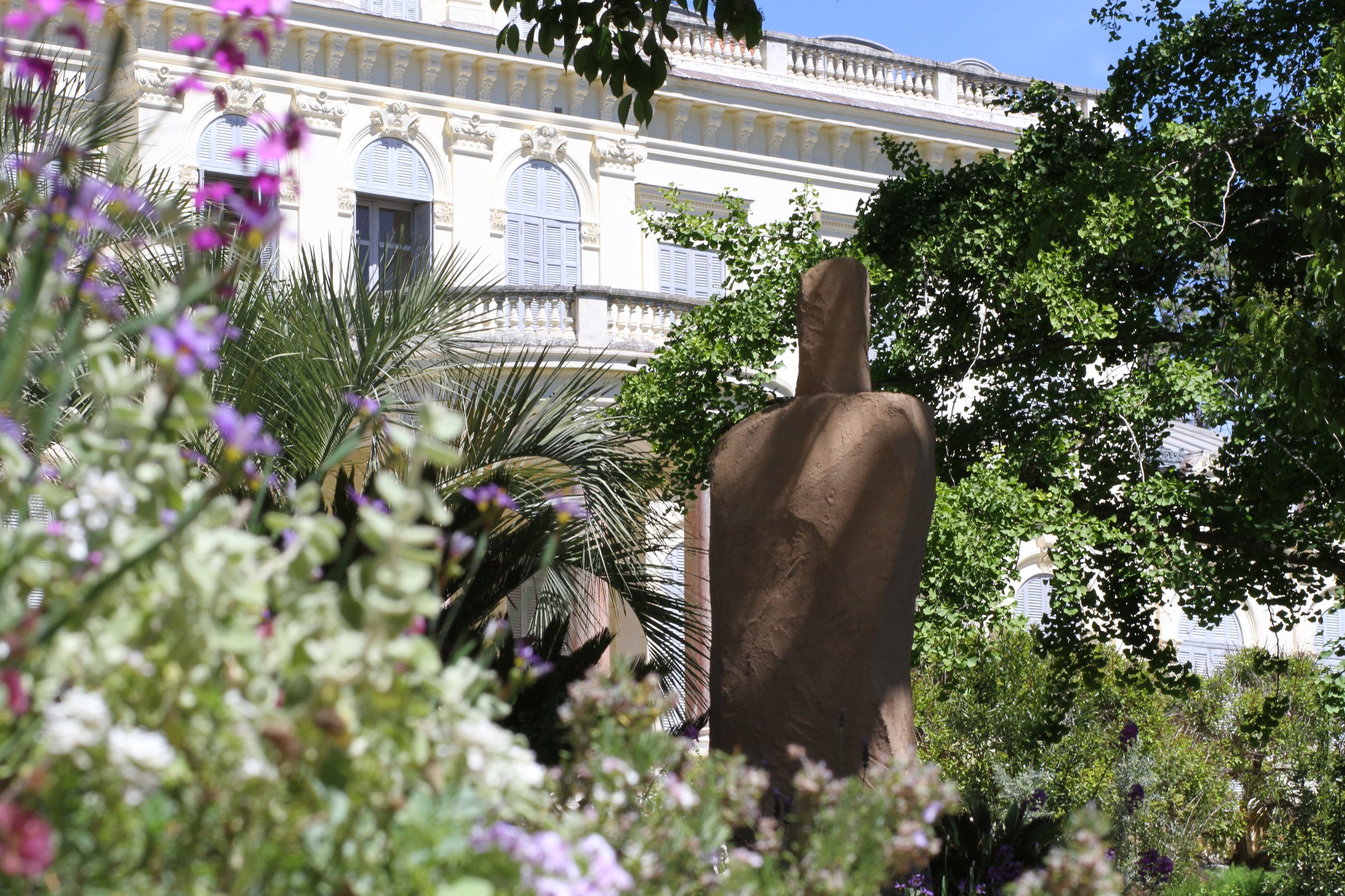 Villa Rothschild : quand le jardin méditerranéen devient manifeste