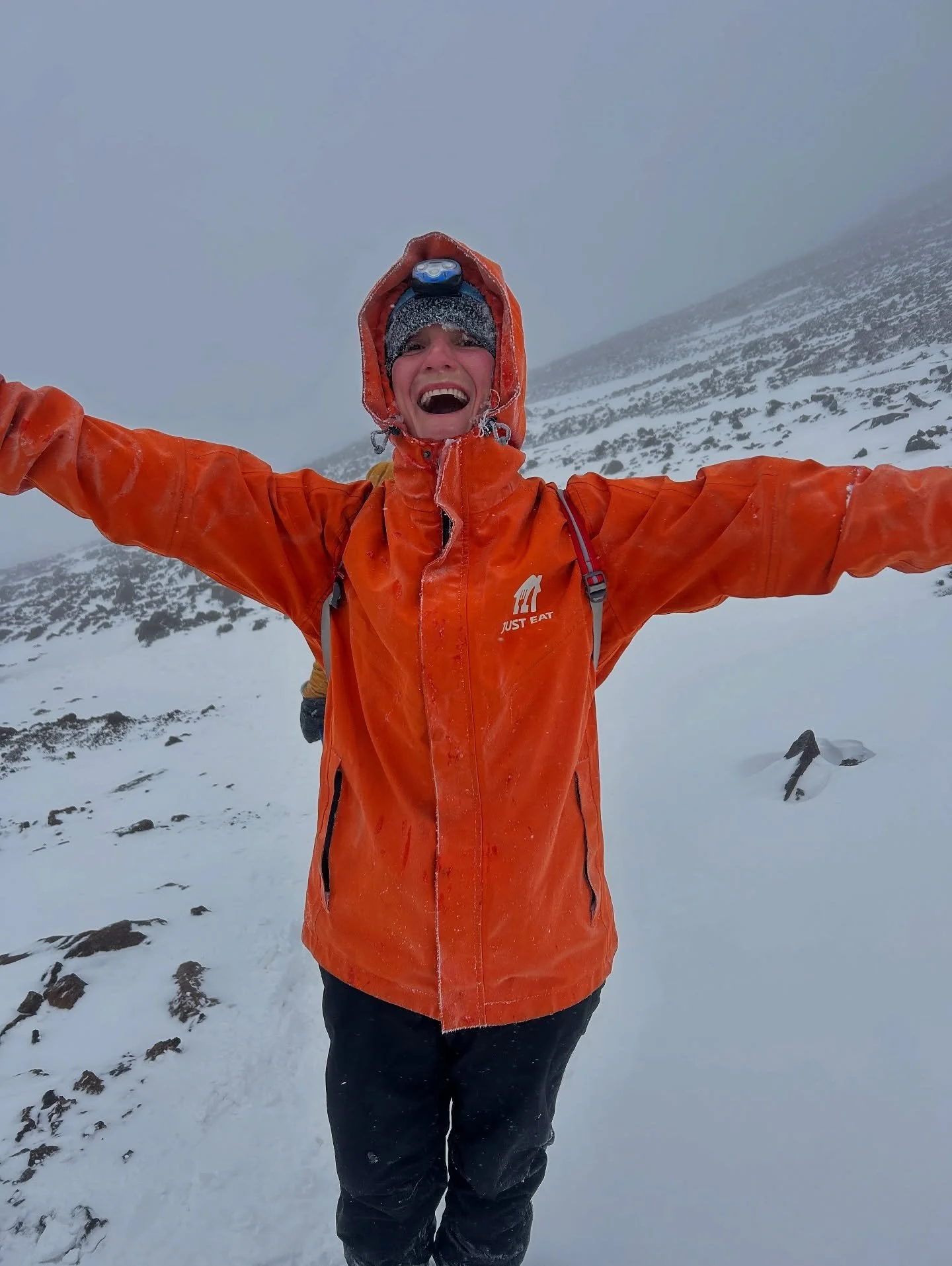 Why It&rsquo;s Hard to Change on Your Own ⤵️

This mountain didn&rsquo;t seem so intimidating from a distance 🏔️ 

But halfway up the trail, with my lungs burning and legs aching only having access to 60 % oxygen due to the height, I realized someth
