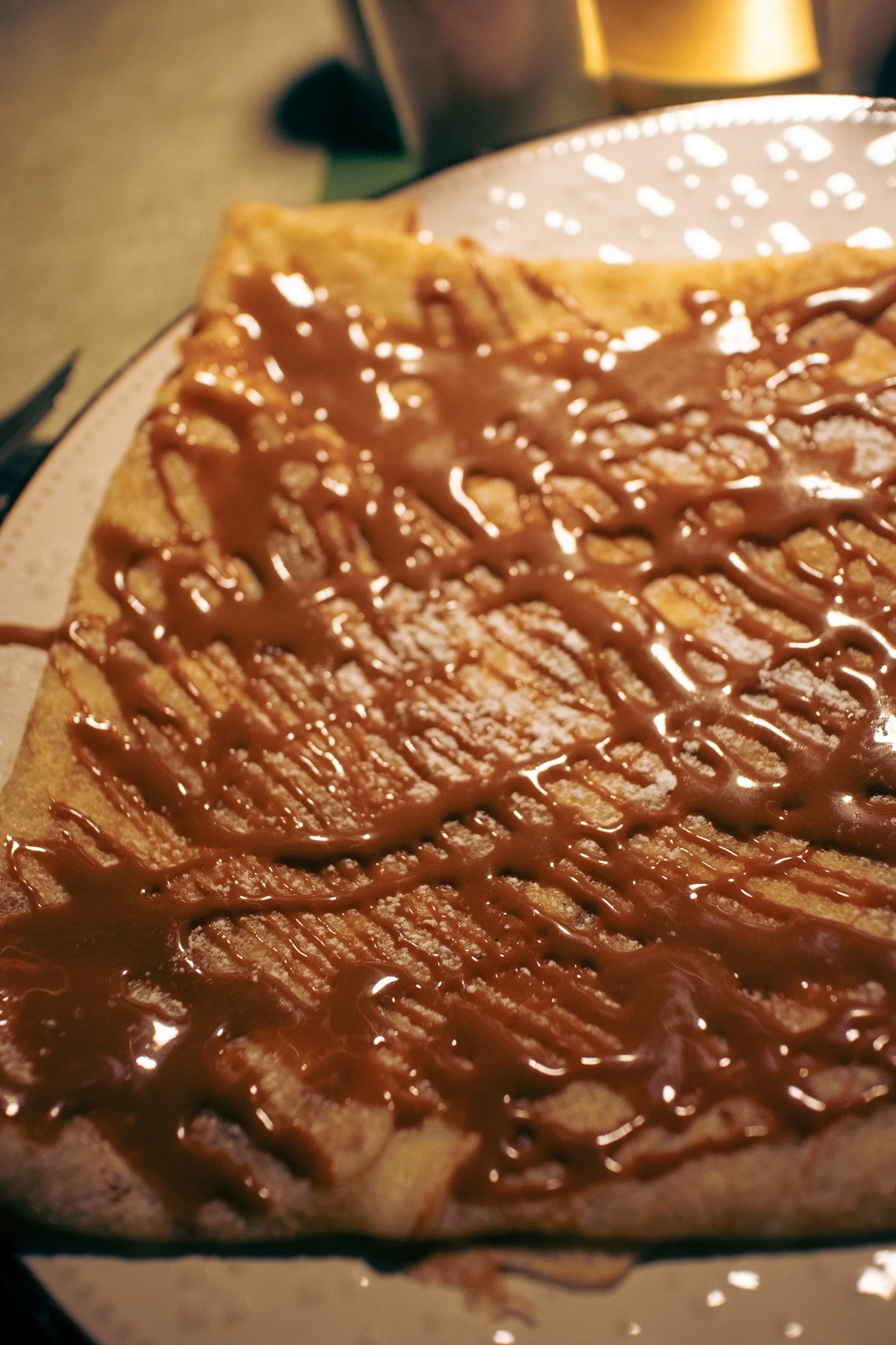 Crepe with caramel sauce