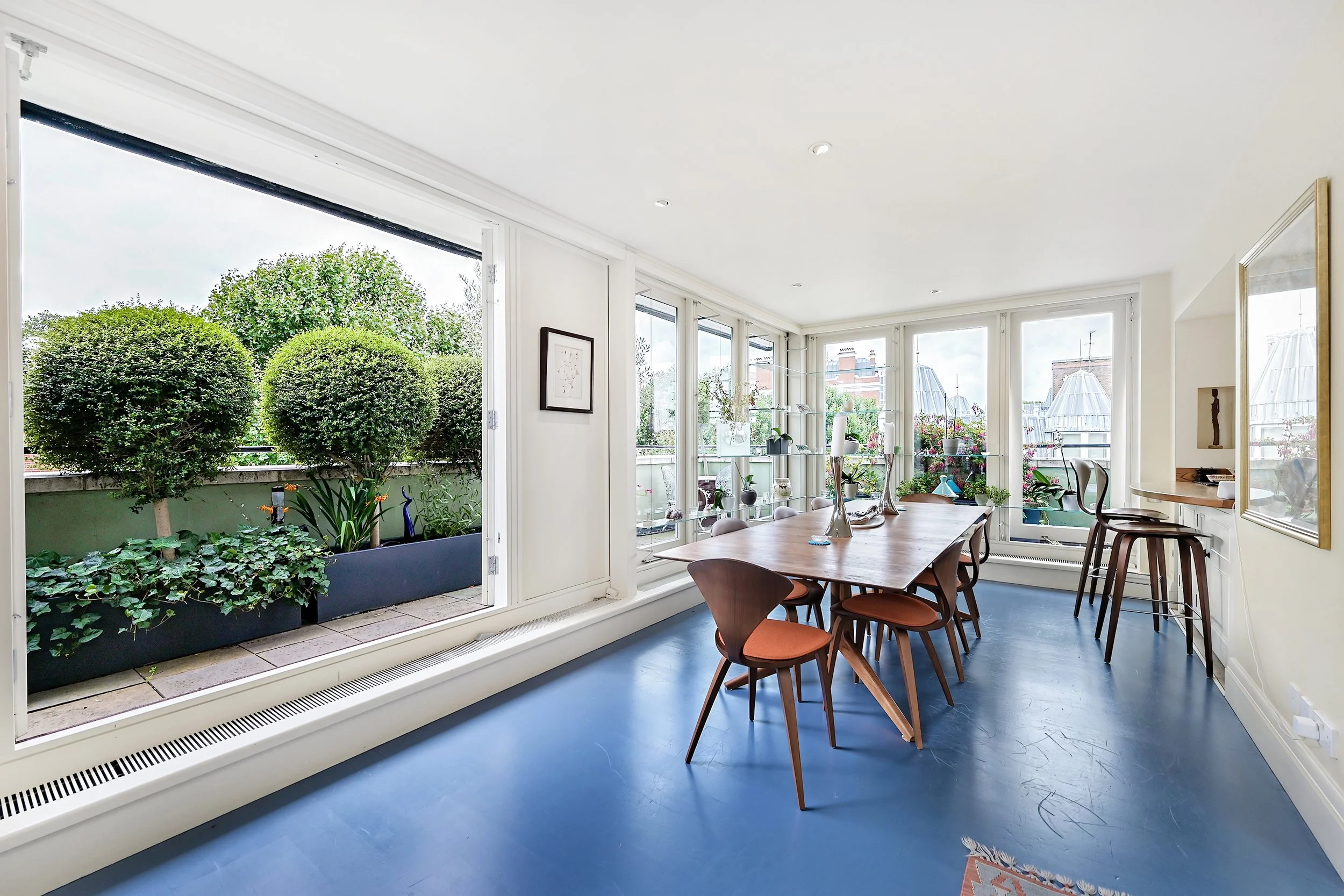 S&P_KB lets Penthouse, 12a Belgravia Mansions (13).JPG
