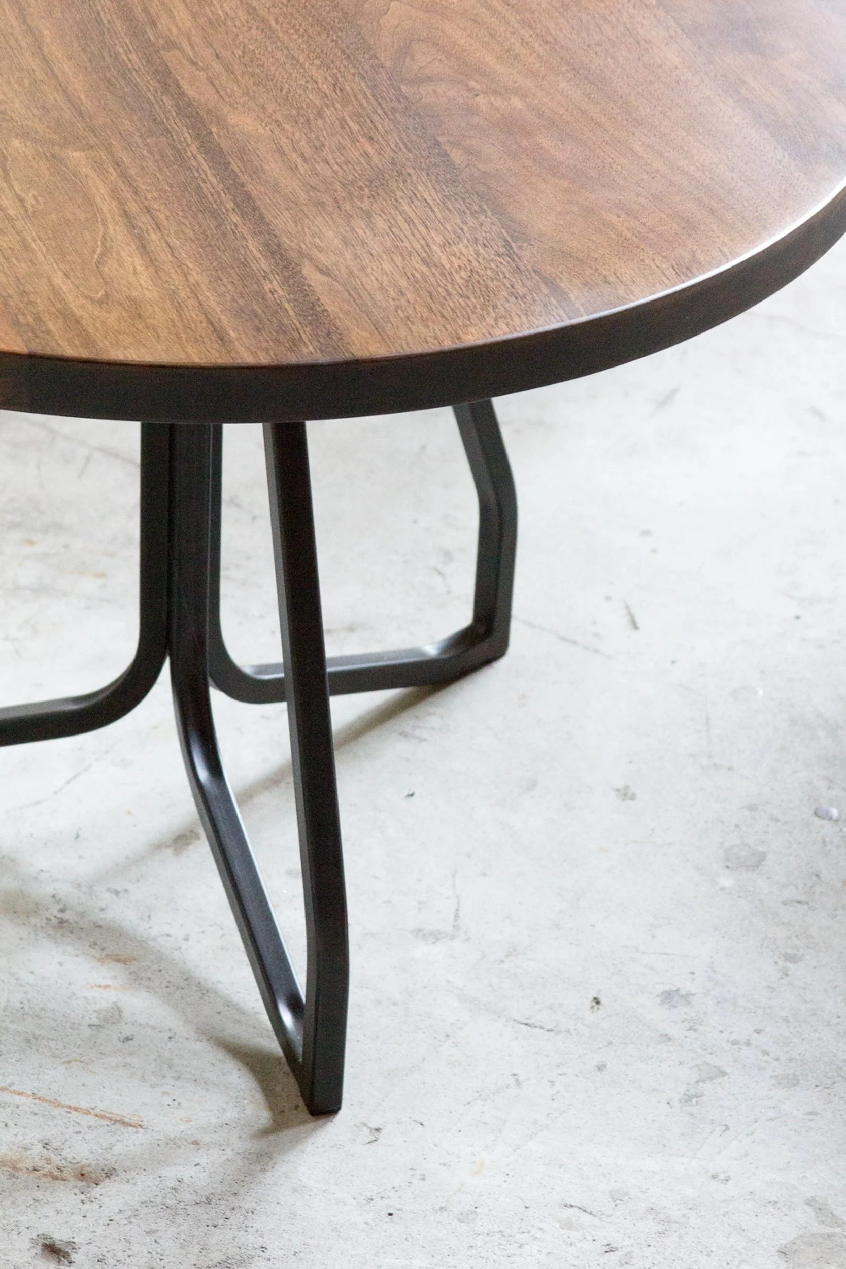 Synecdoche_Bent-Lounge-Table_Web_2.jpg
