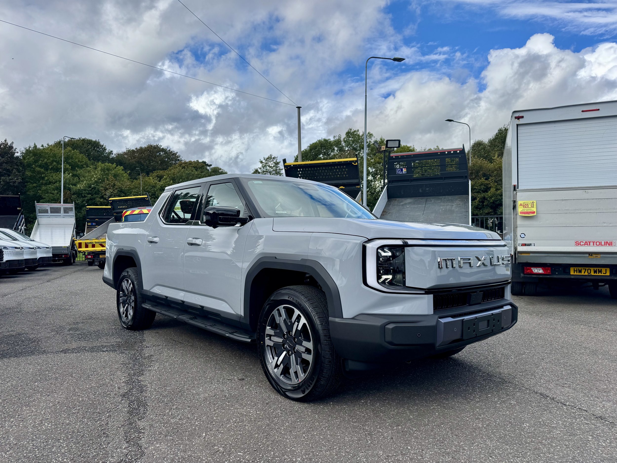 MAXUS E-TERRON 9 LUXURY