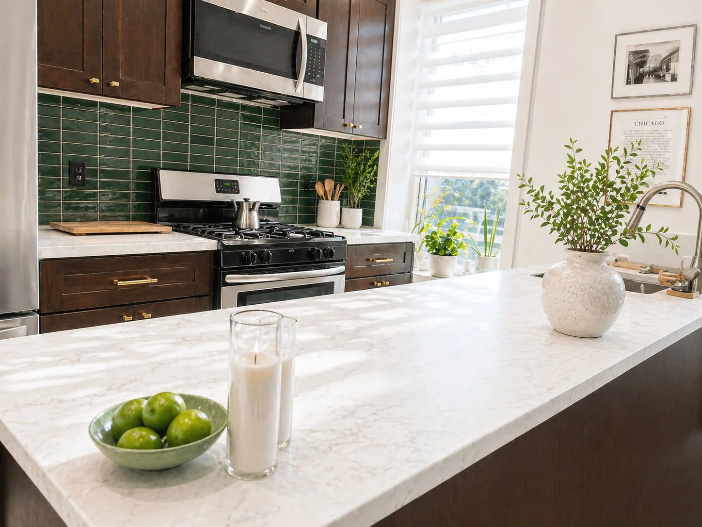 Kitchen 2.jpg