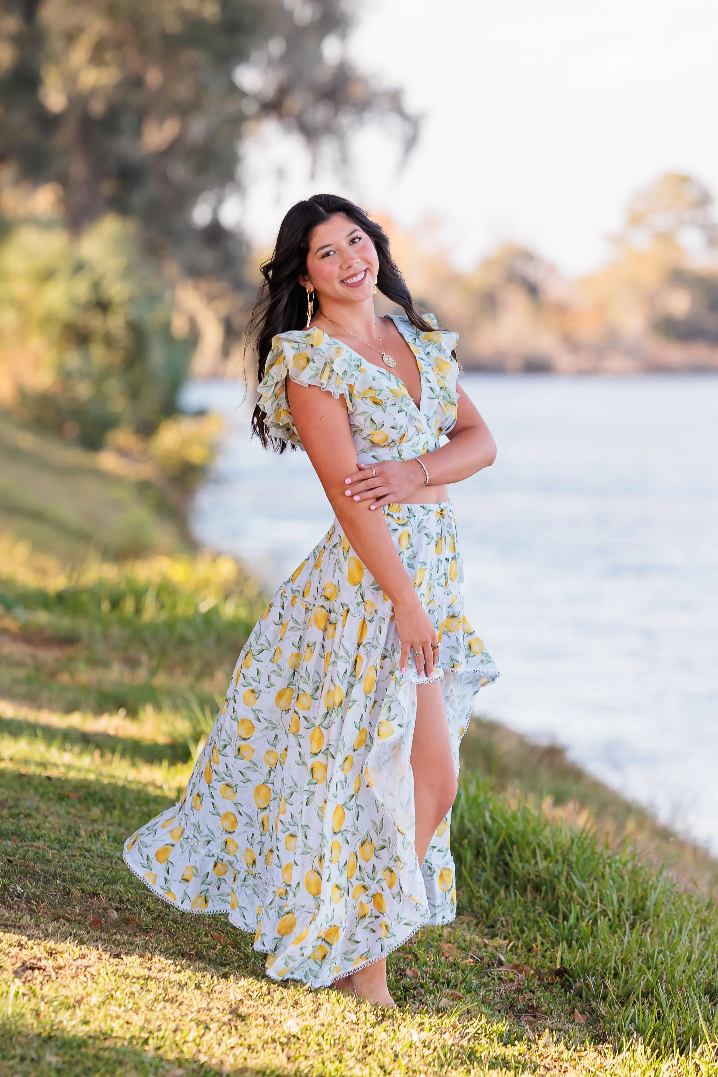 Savannah, GA, Senior Portrait Photographer, Lisa Barksdale, a senior girl by the water.