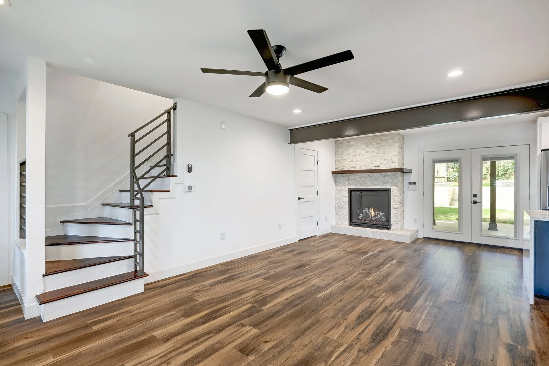 913 Rocky Spring Rd 0005_11418943.jpg