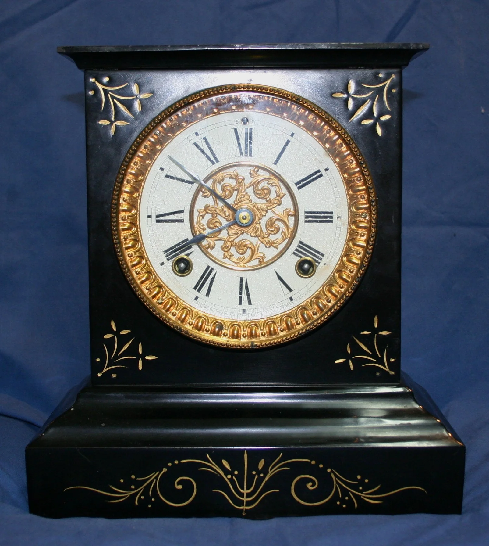 Black Iron Mantle.jpg