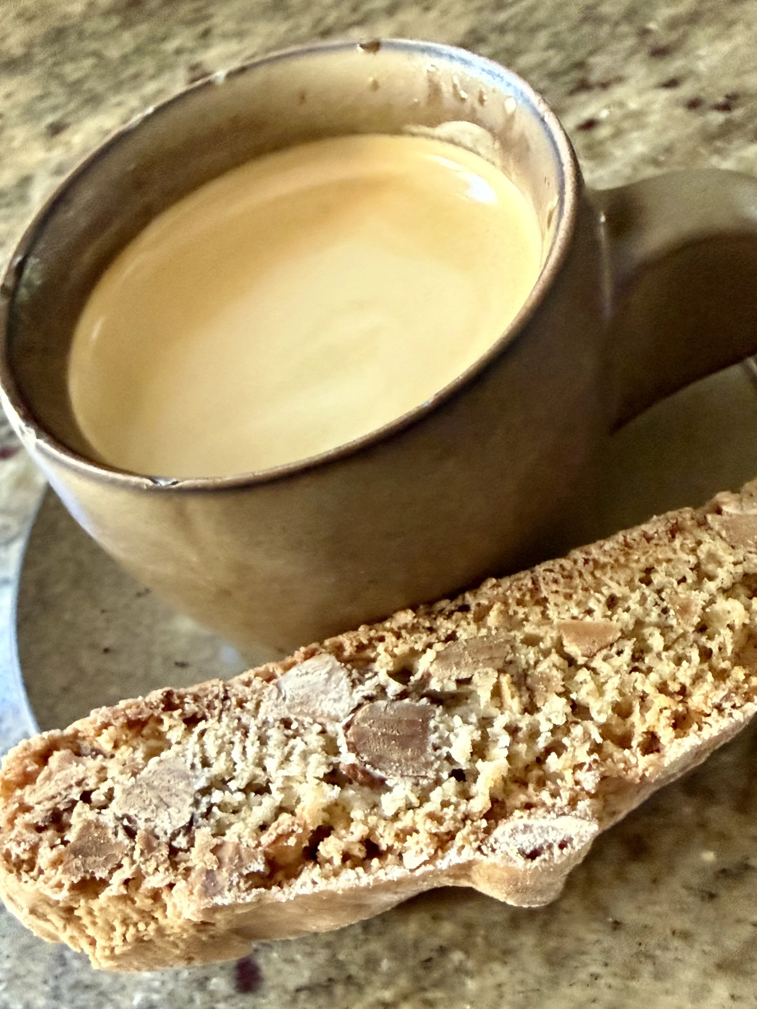 Espresso and Cantucci/biscotti