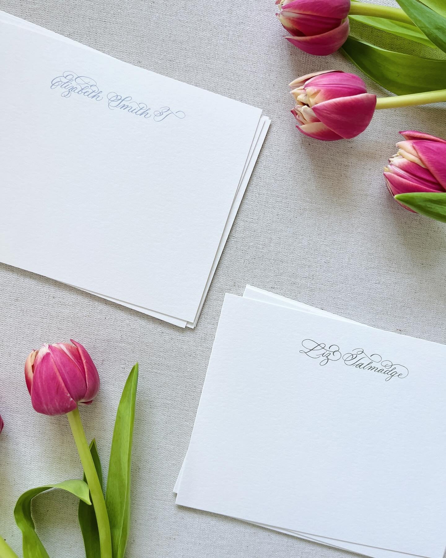 The perfect Mother&rsquo;s Day gifts are here! Custom calligraphy stationery, notepads &amp; gift tags 🌷🤍

#mothersday #mothersdaygift #stationery #trending #personalstationery #giftguide
