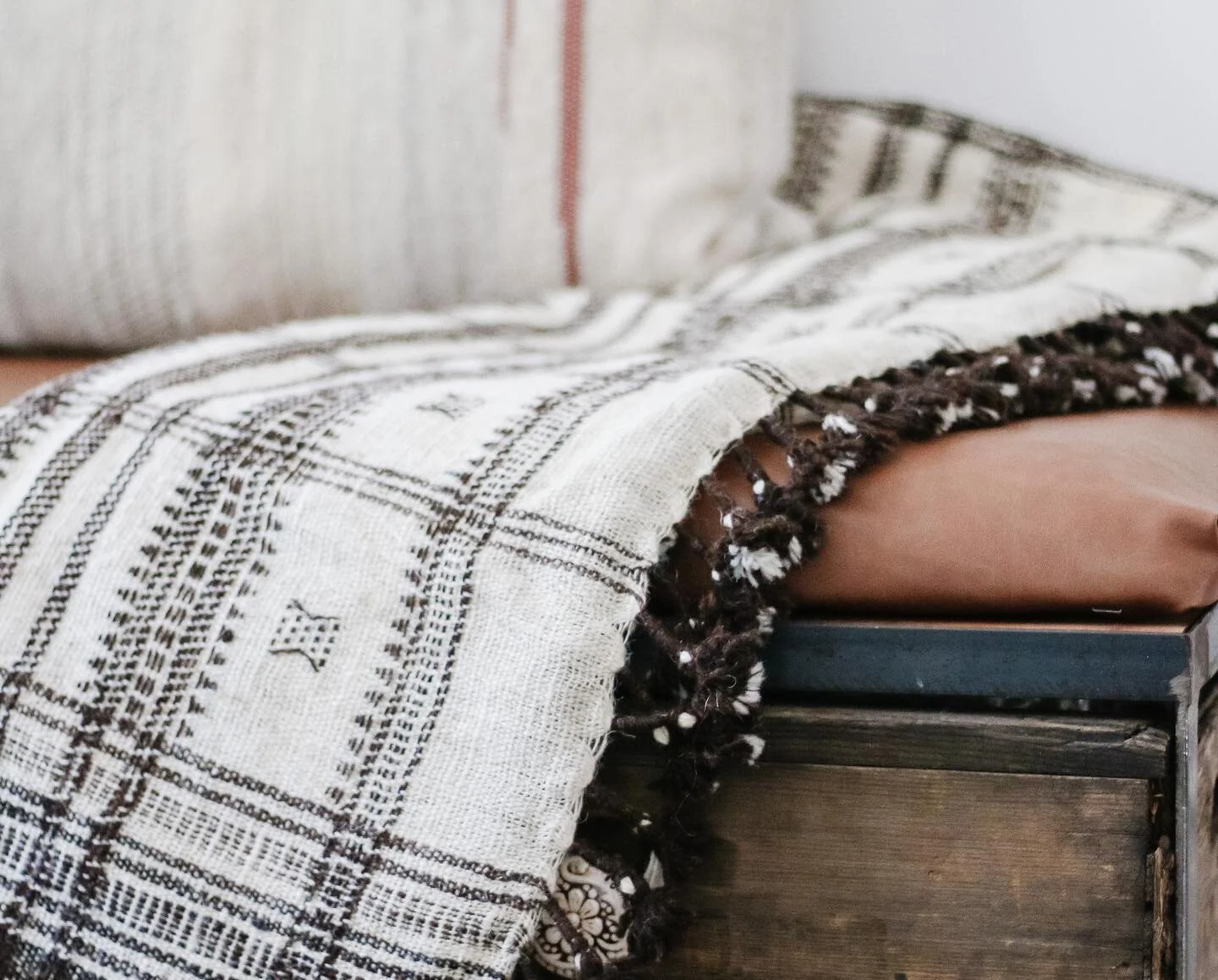 This Ivory &amp; Black Hand-Loomed Throw has a beautiful wool, rustic texture that provides a natural feel and tone to your home. Shop this throw and more at house-of-raj.com ✨

#homedecor #homedecoration #home #homedecorating #homedesign #homeinteri