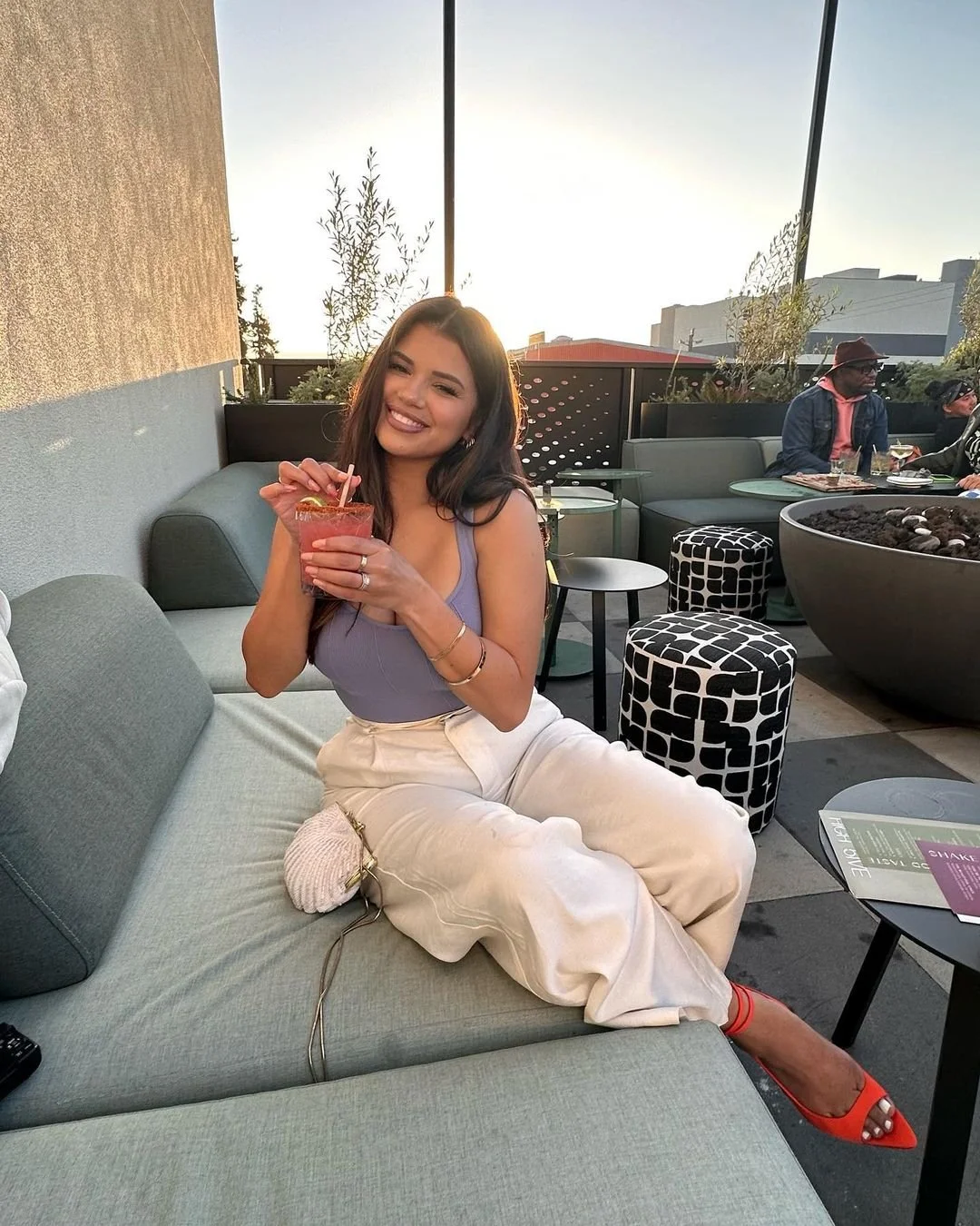 Cheers from the top 🍹🌆
 
📸 @alyssaraekings

#high5iverooftop #uptownoakland #visitoakland #eastbaycentric