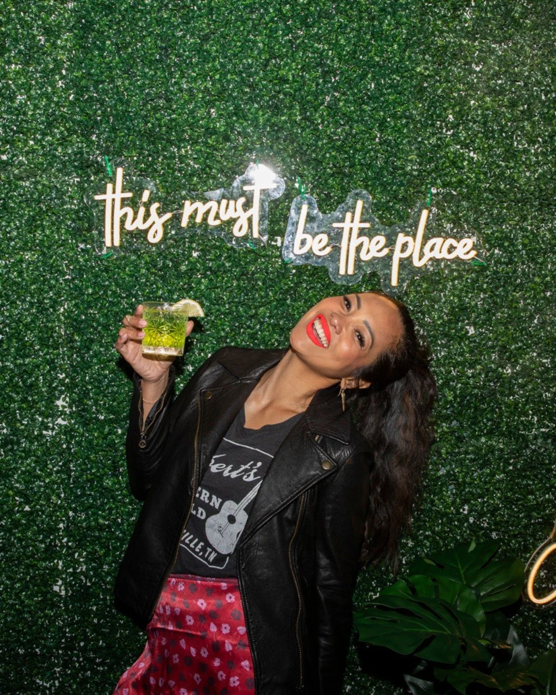 No caption needed. The signs got it. 😉
#high5iverooftop #uptownoakland #visitoakland #oaklandbars #bayareabuzz #bayareanightlife #eastbaycentric