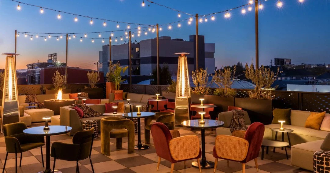 There is a distinct, timeless charm in hosting a private gathering under the open sky and the soft glow.

Bring your circle together for a memorable evening at High 5ive Rooftop Bar.

#High5ive #RooftopBar #OaklandFoodies #KisselUptownOakland #Storie