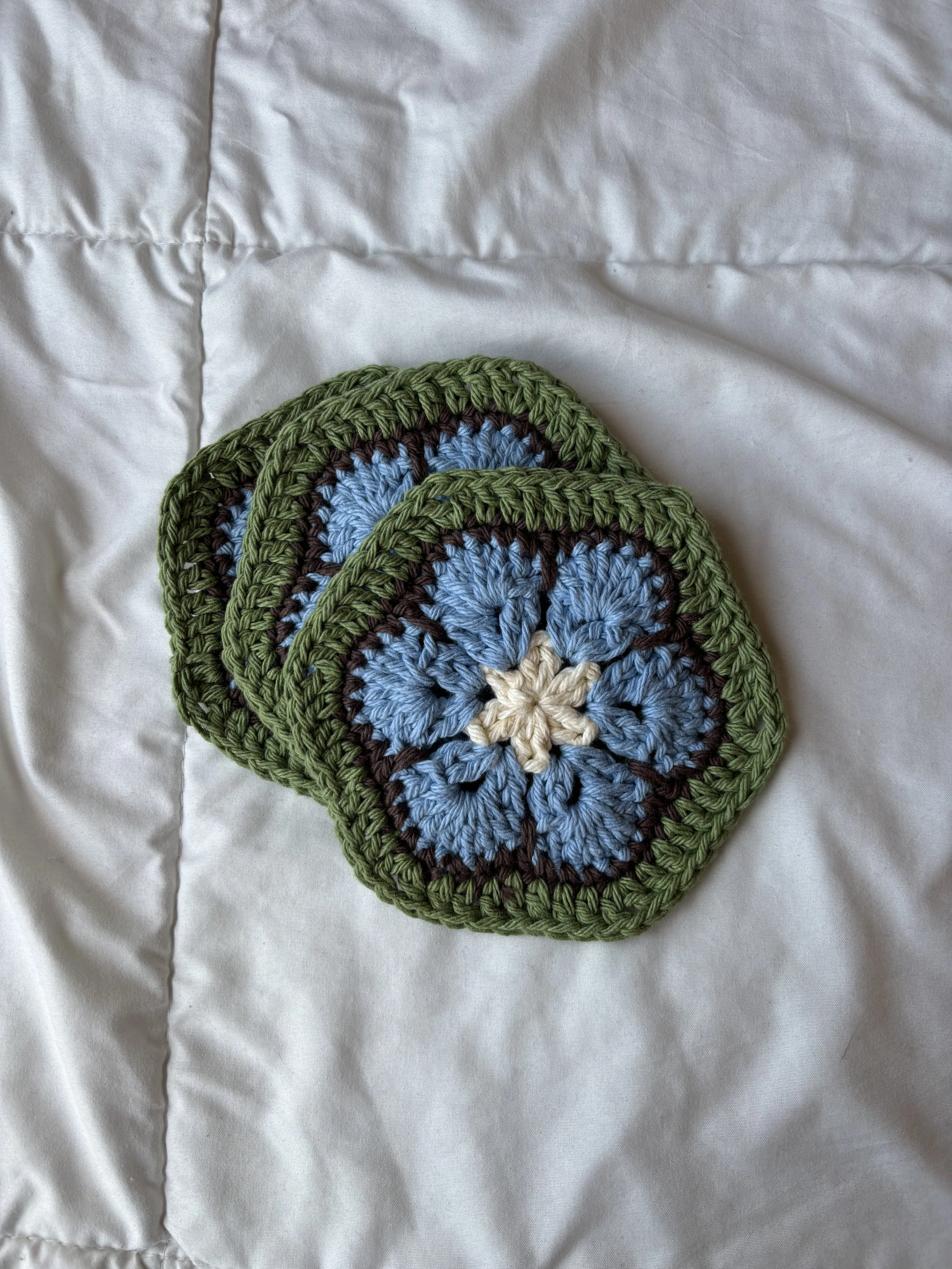 Green-Blue-Brown Flower Coaster (1).jpg