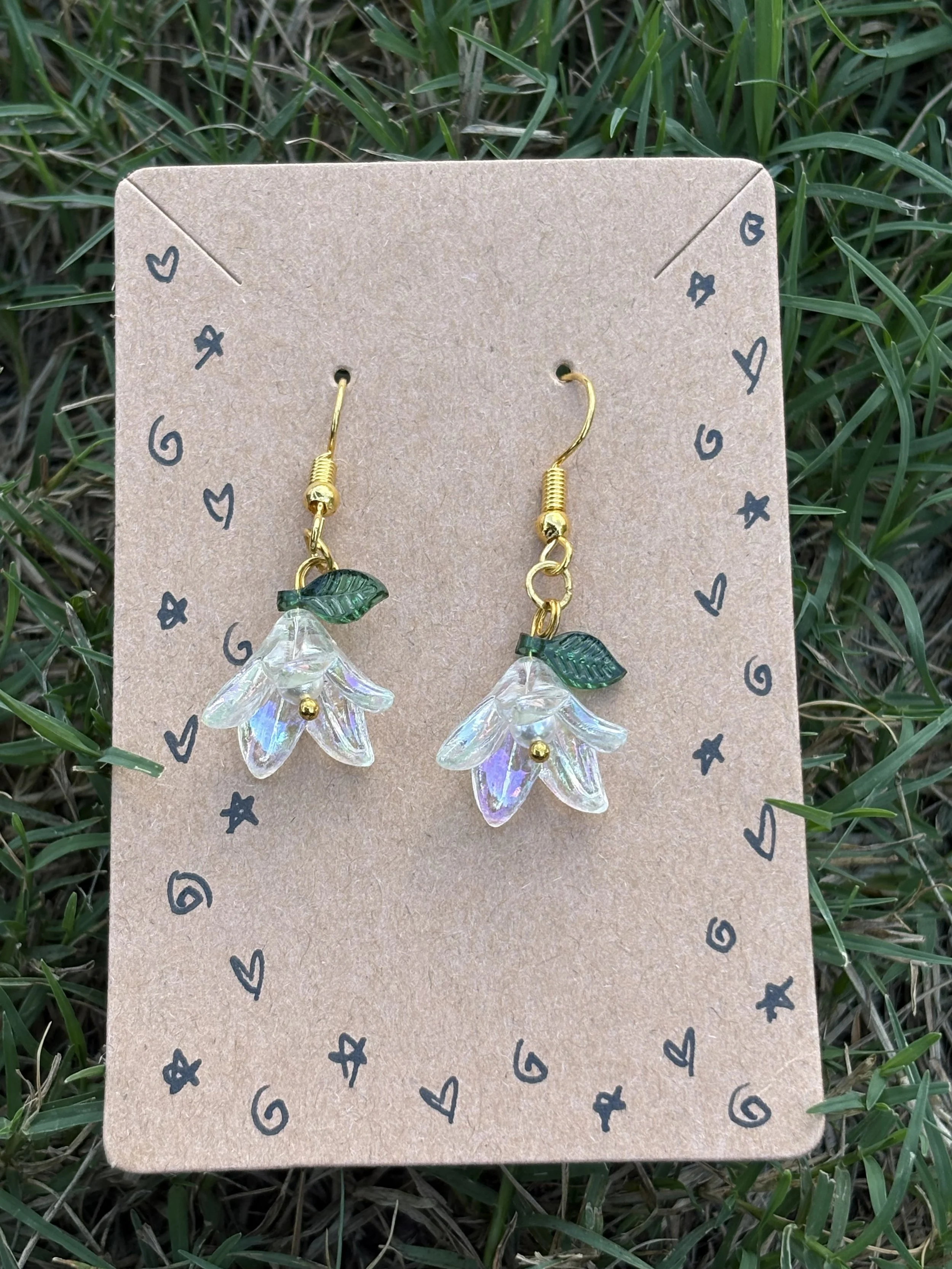 WhiteLilyEarrings.jpeg