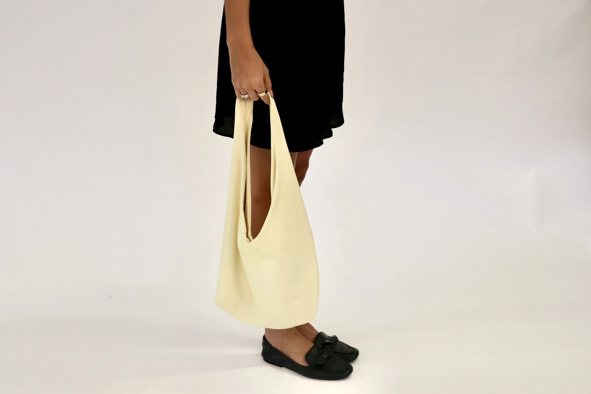 yellowfauxleatherbag(2).jpg