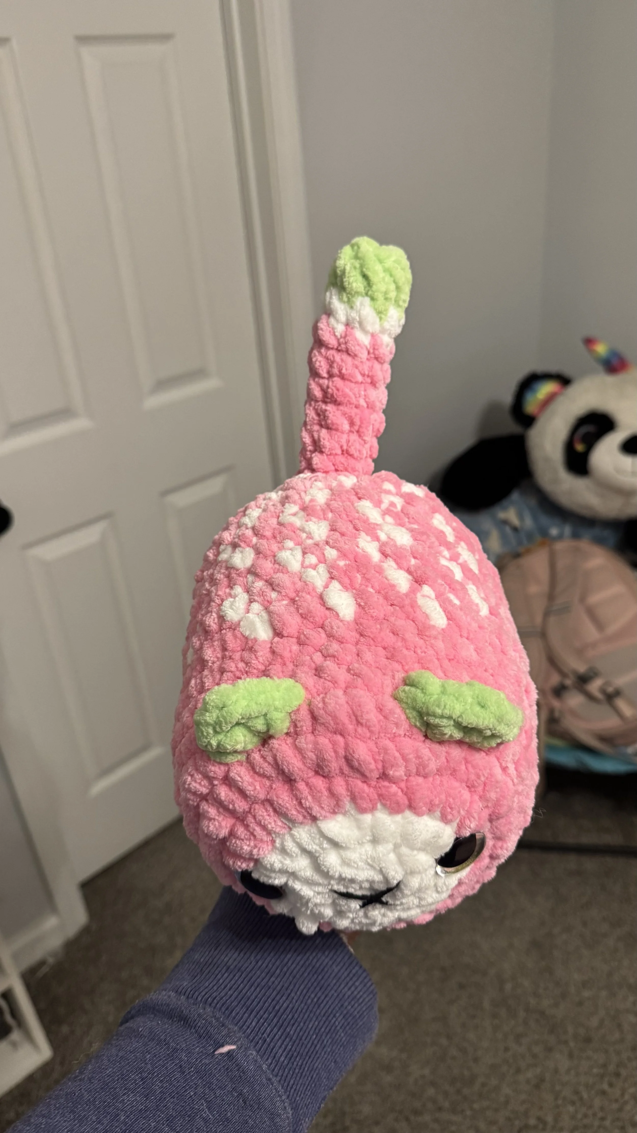 Pretty Berry Loaf Cat.jpg
