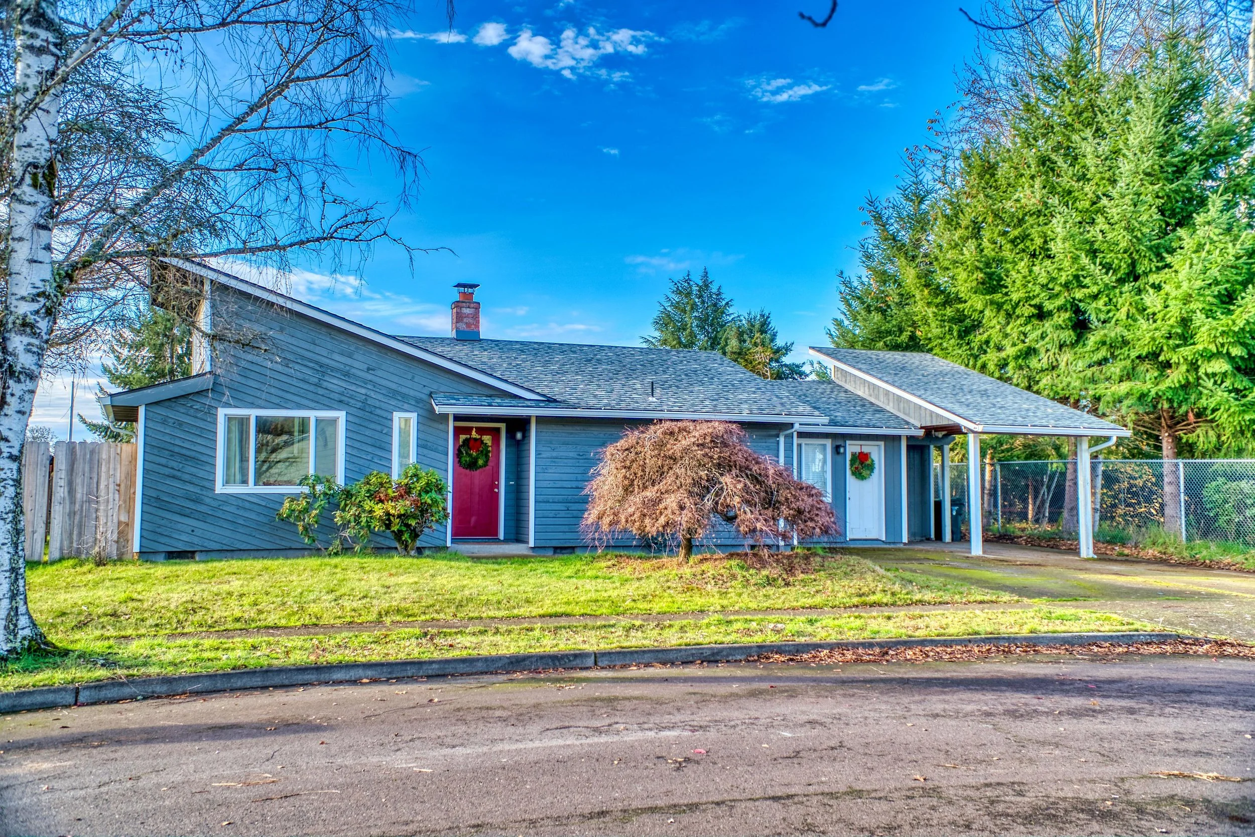 395 S 24th Ave