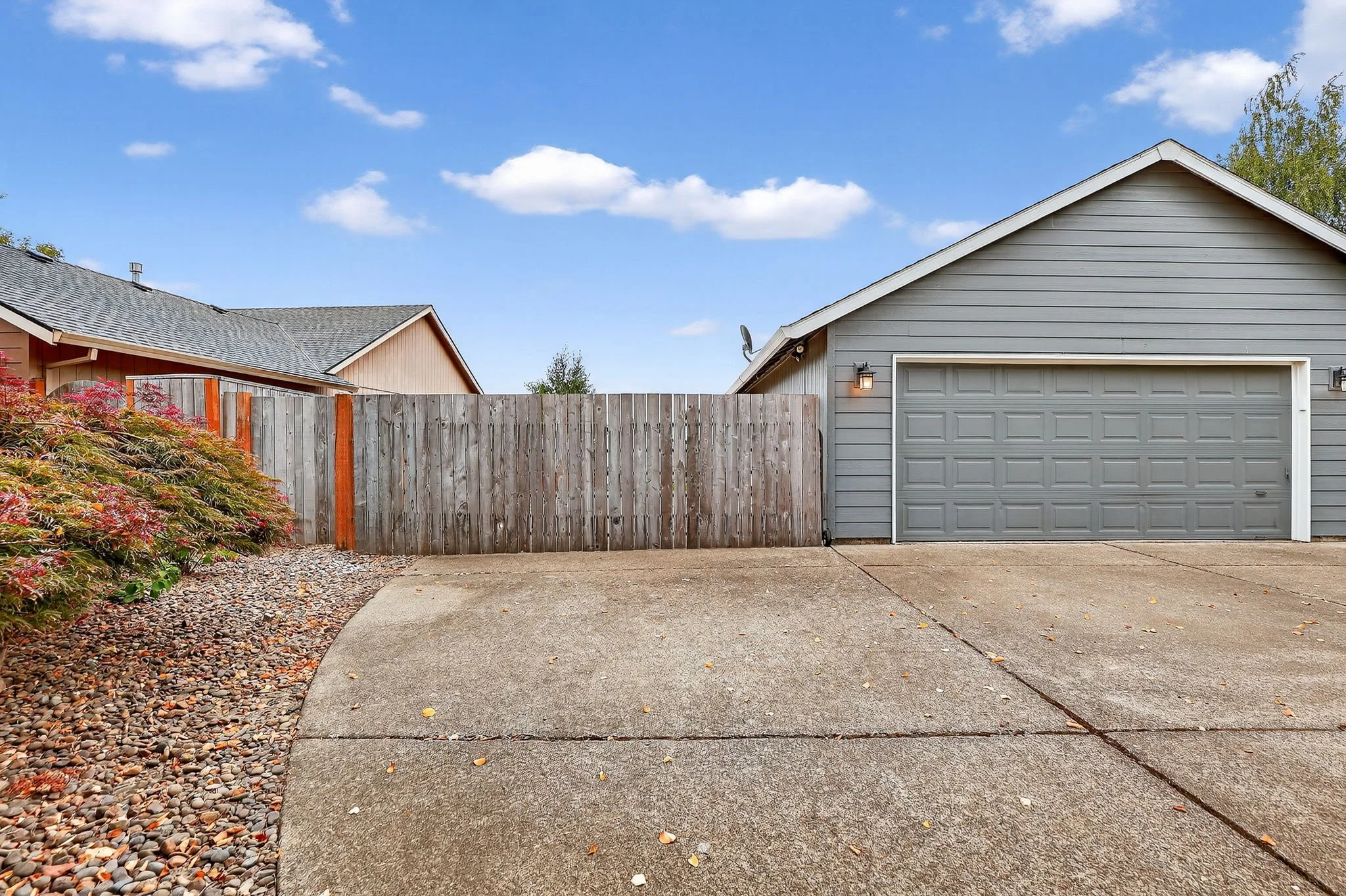 1119 Hawthorne St-3a.jpg