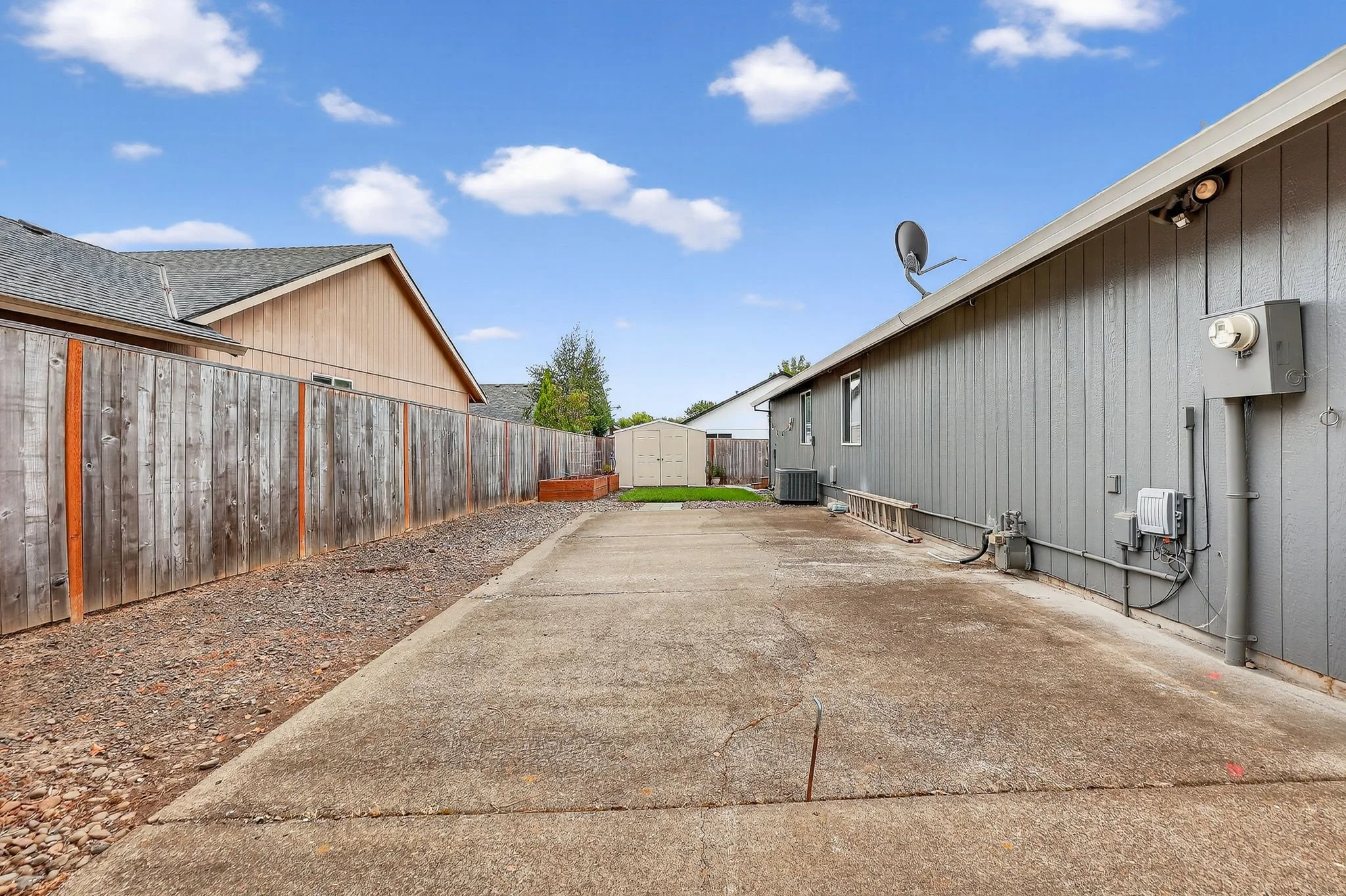1119 Hawthorne St-3c.jpg
