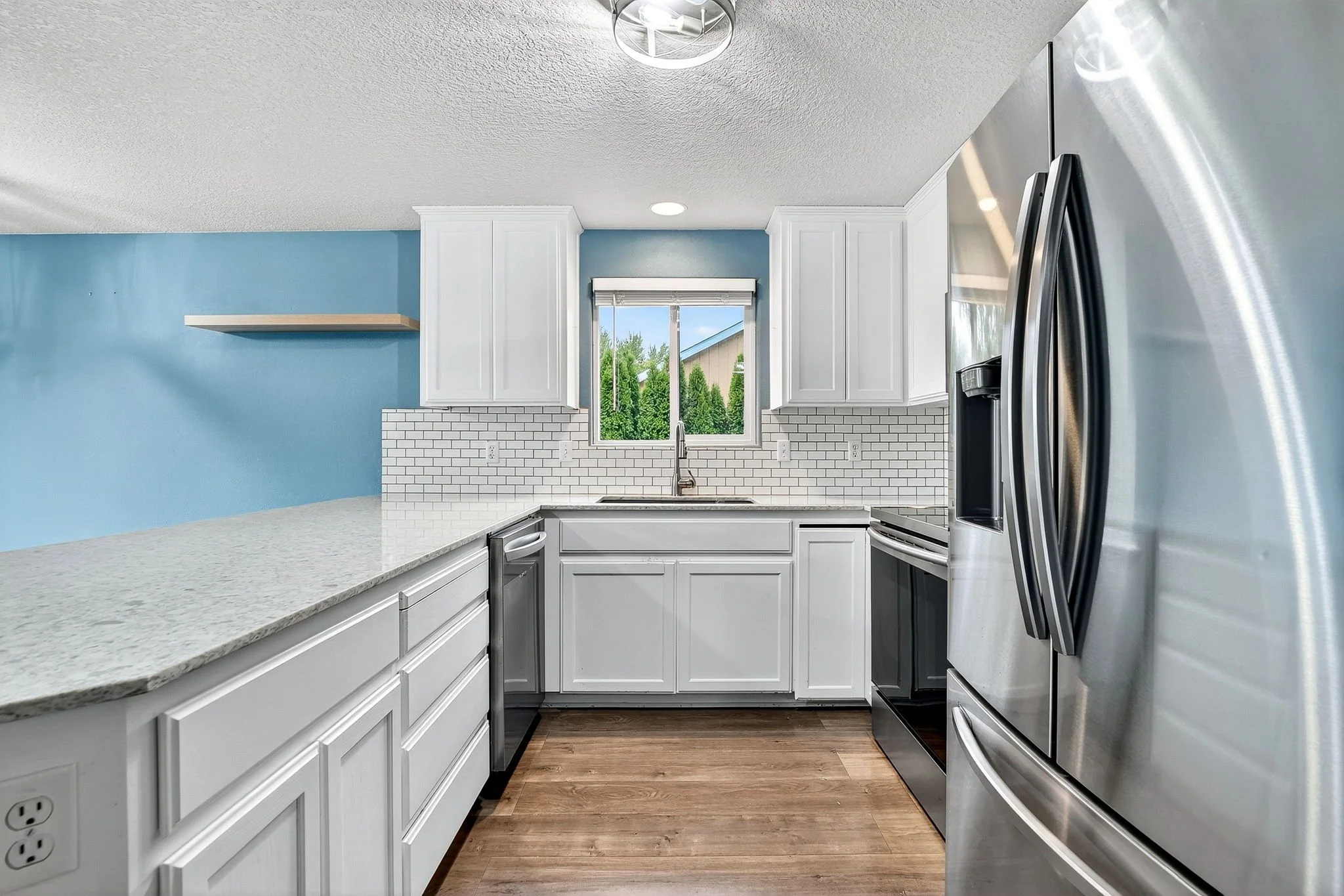 1119 Hawthorne St-18.jpg