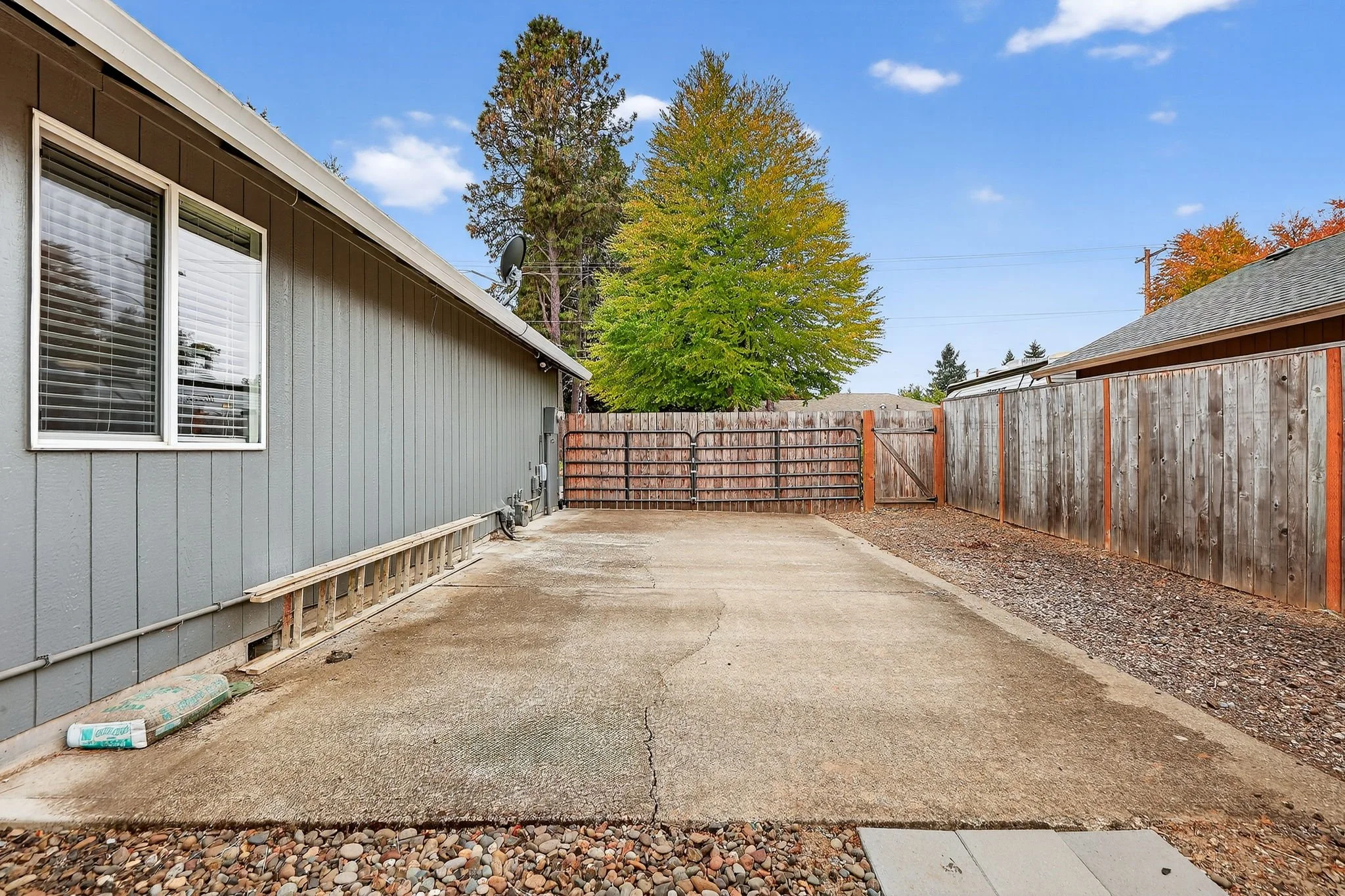 1119 Hawthorne St-57.jpg