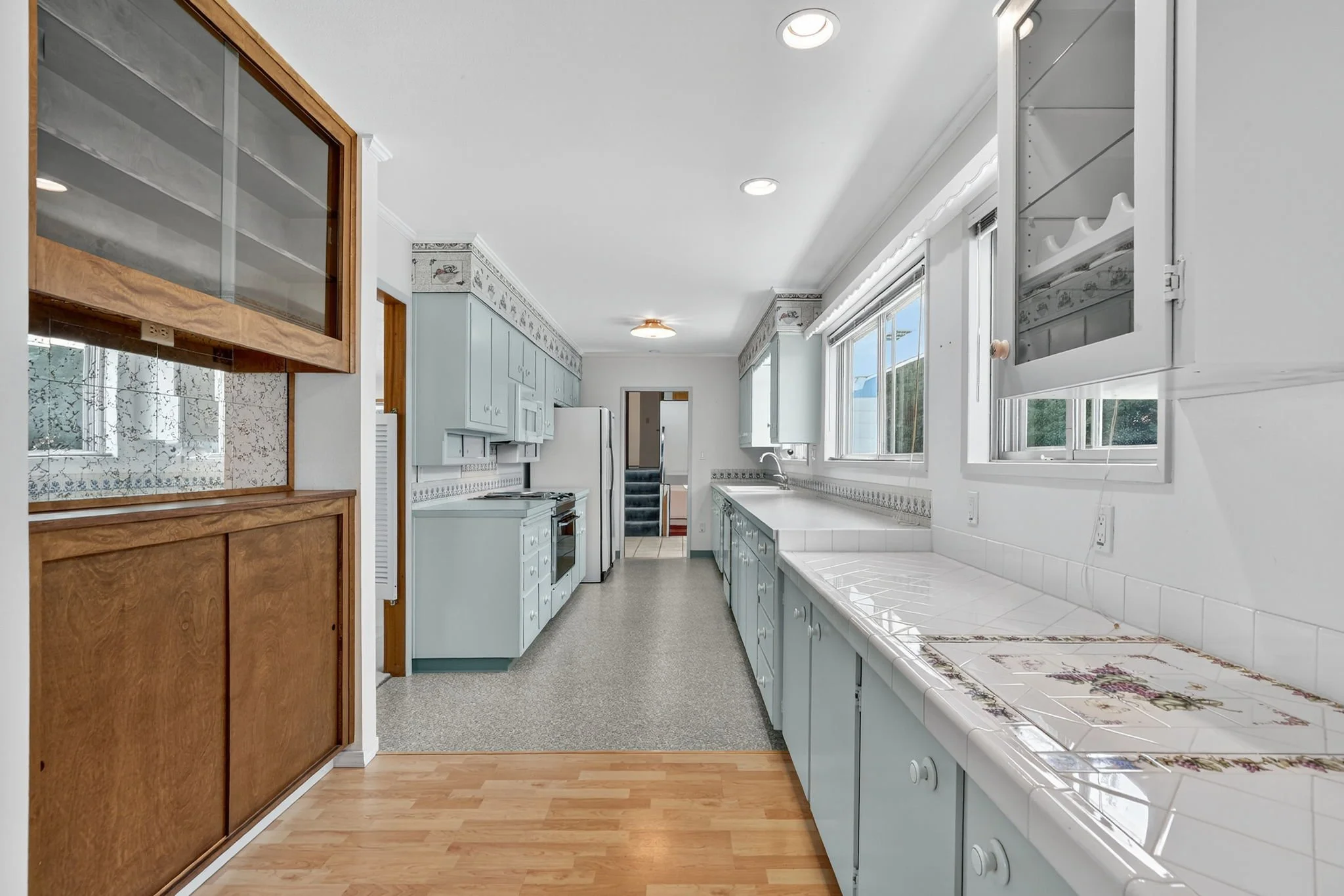 5615 E Main St-19.jpg