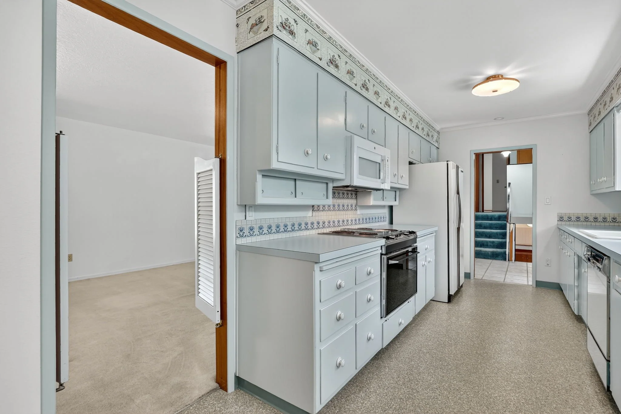 5615 E Main St-20.jpg