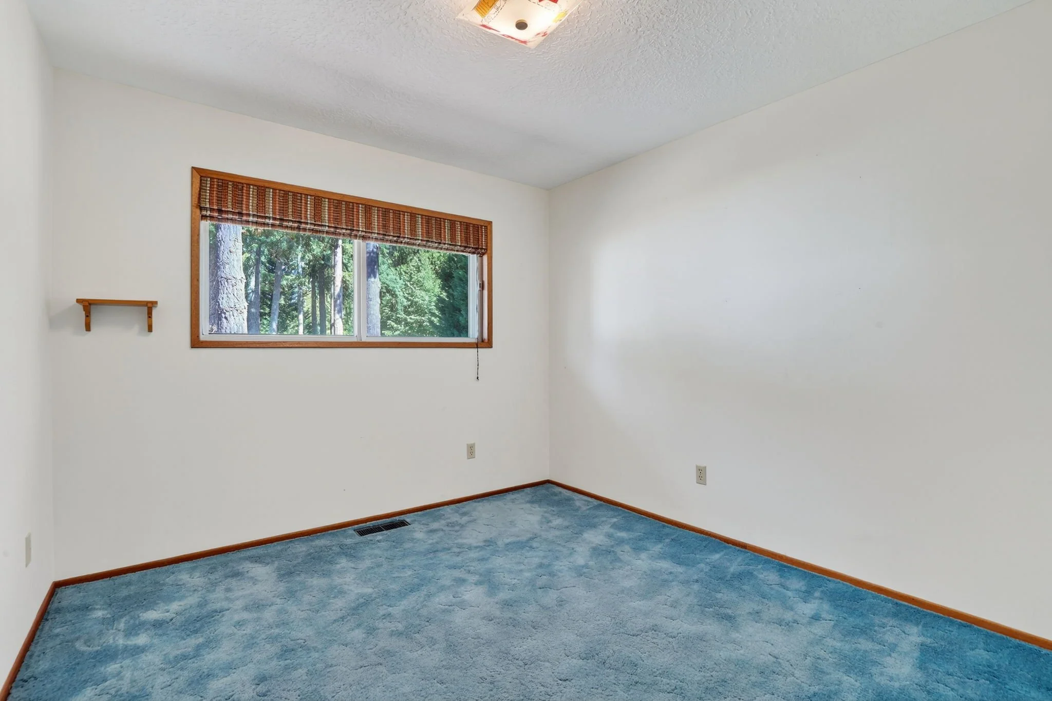 5615 E Main St-44.jpg