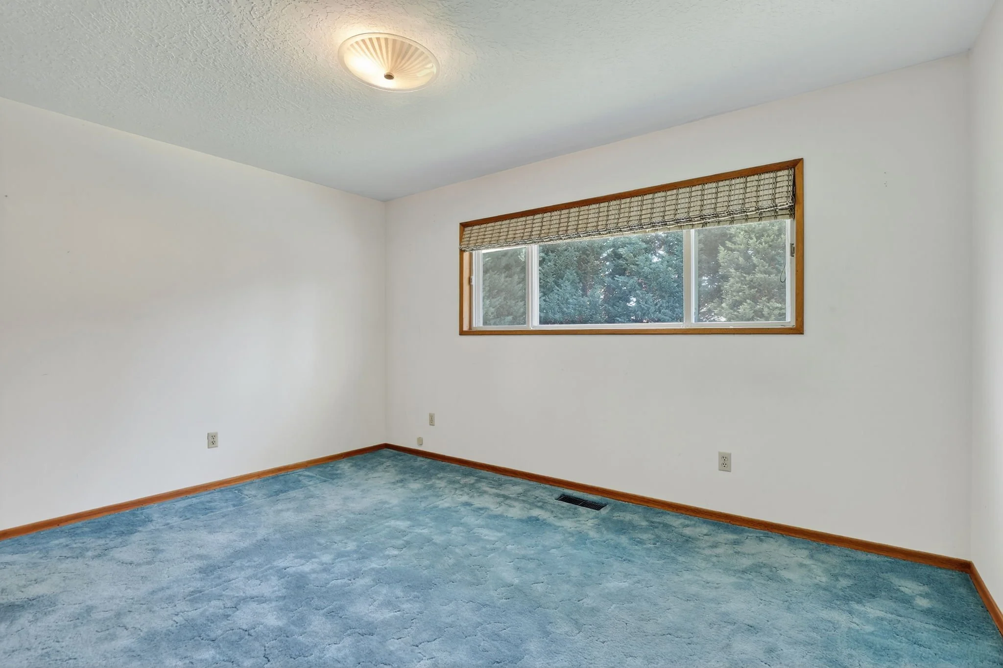 5615 E Main St-47.jpg