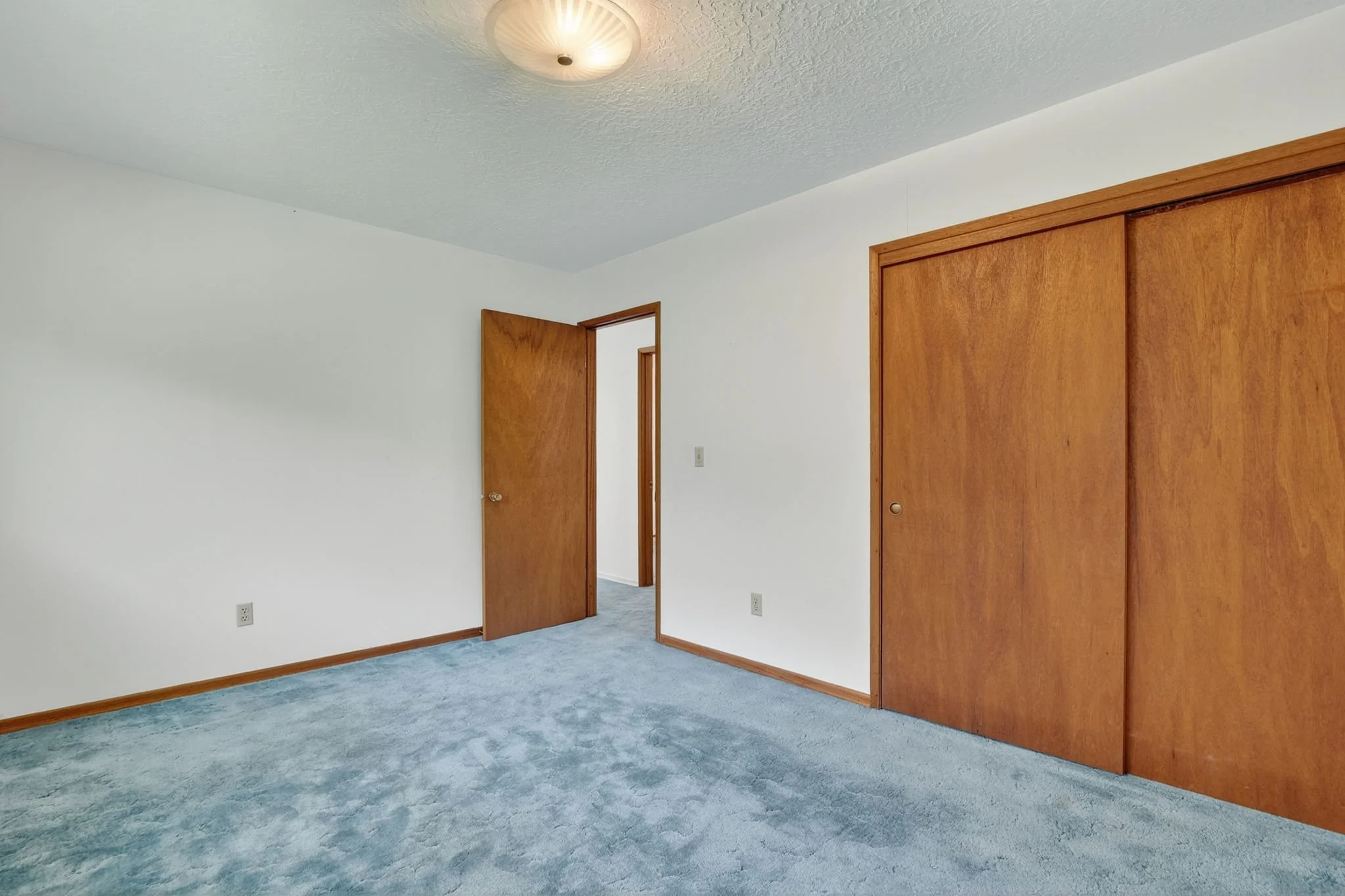5615 E Main St-48.jpg