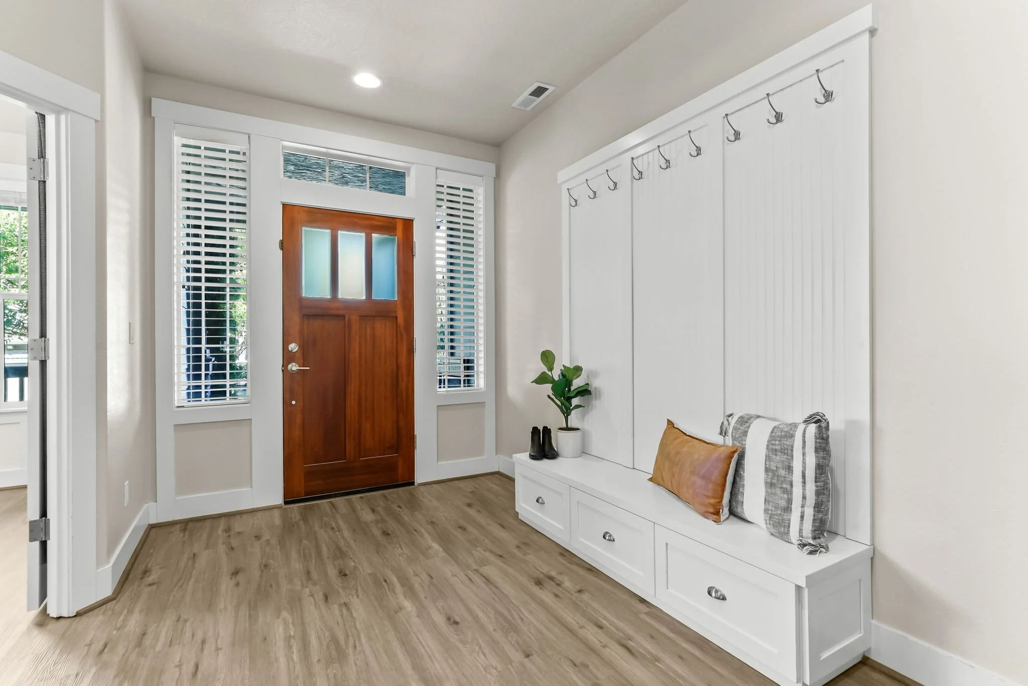 20354 SW Navarre Ln-13.jpg