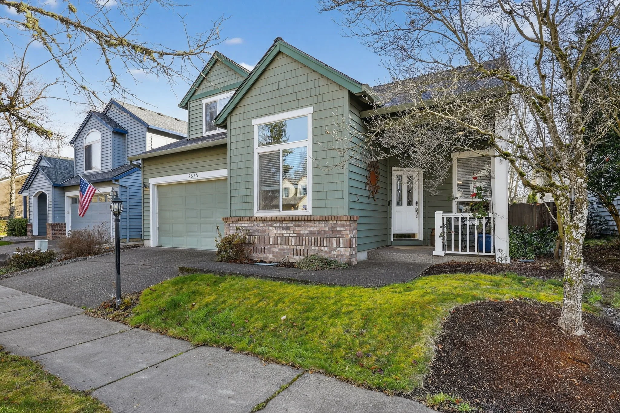 2676 NE Charlois Dr-6.jpg