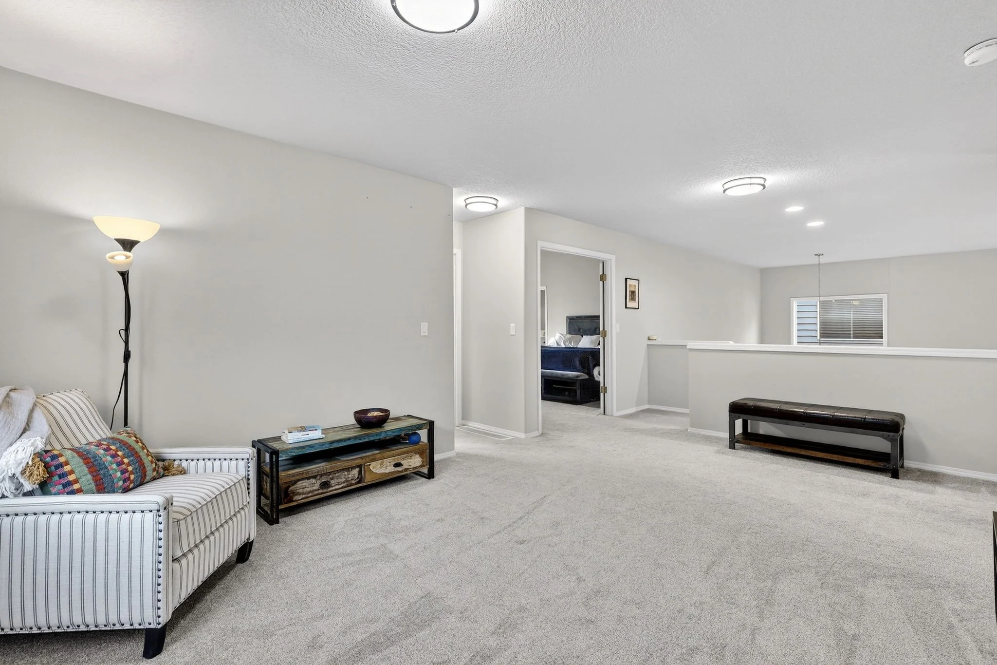 2676 NE Charlois Dr-39.jpg