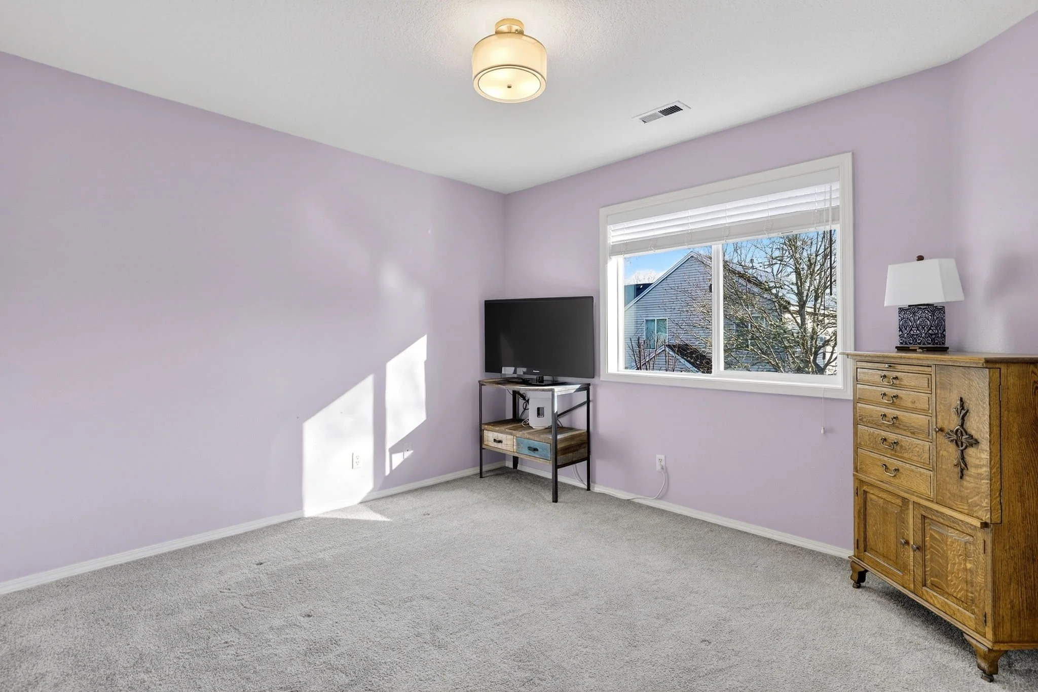 2676 NE Charlois Dr-57.jpg