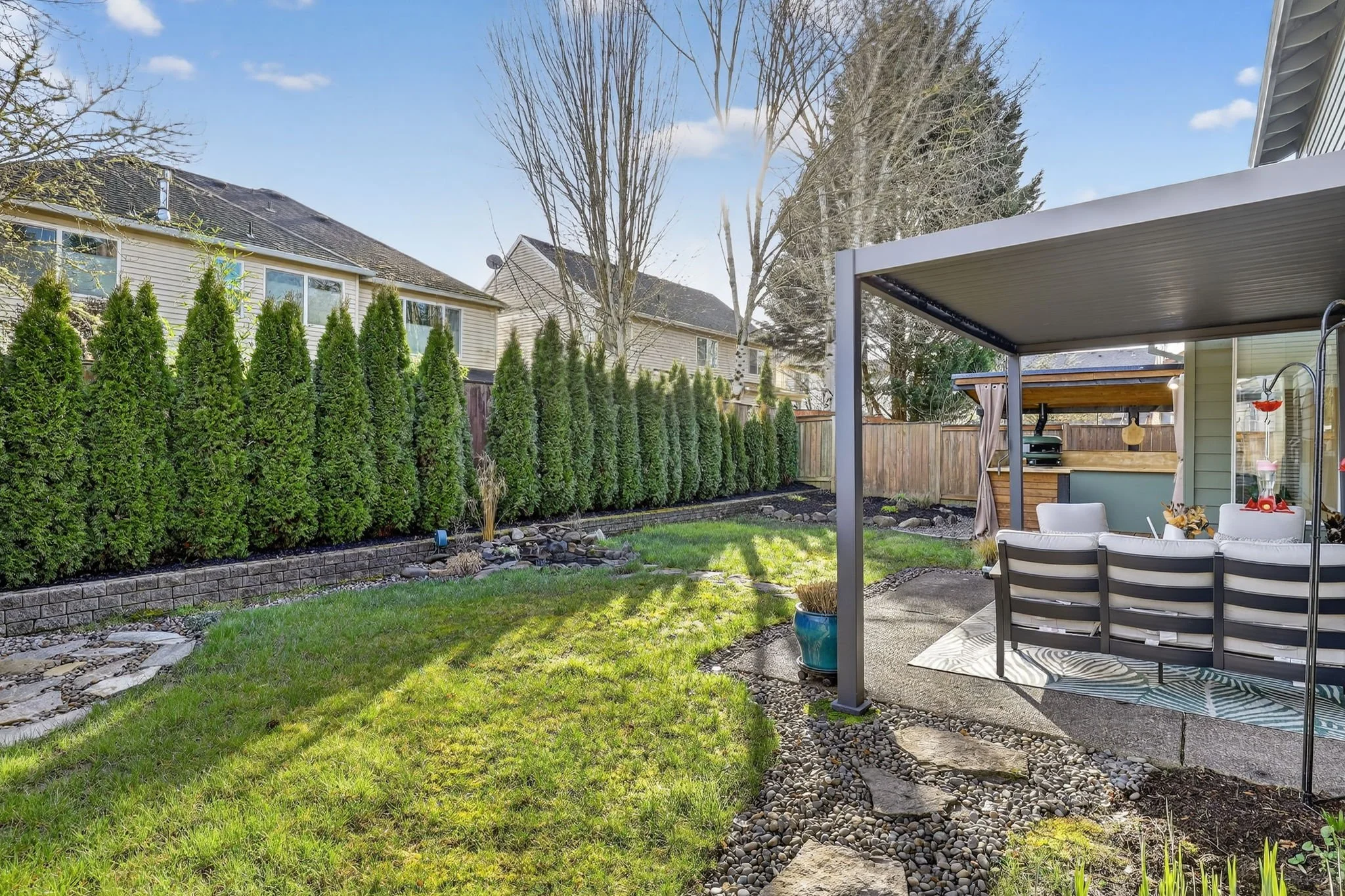 2676 NE Charlois Dr-64.jpg