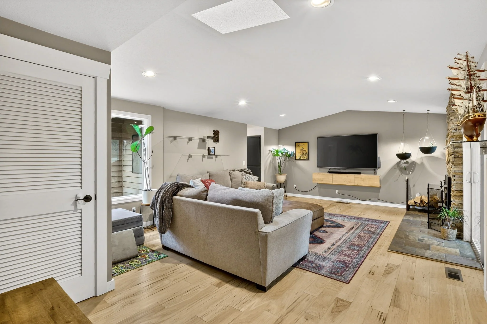 10015 SW 53rd Ave-23.jpg