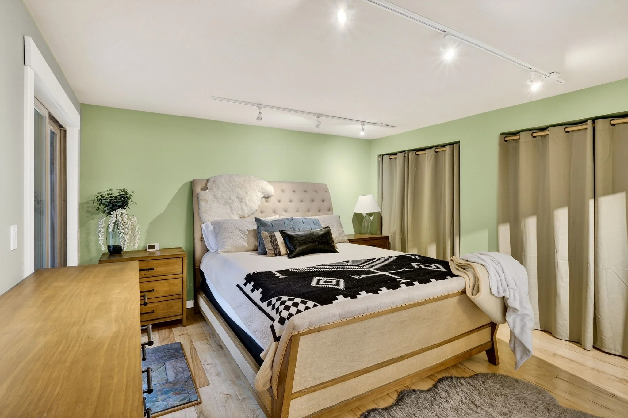 10015 SW 53rd Ave-24.jpg