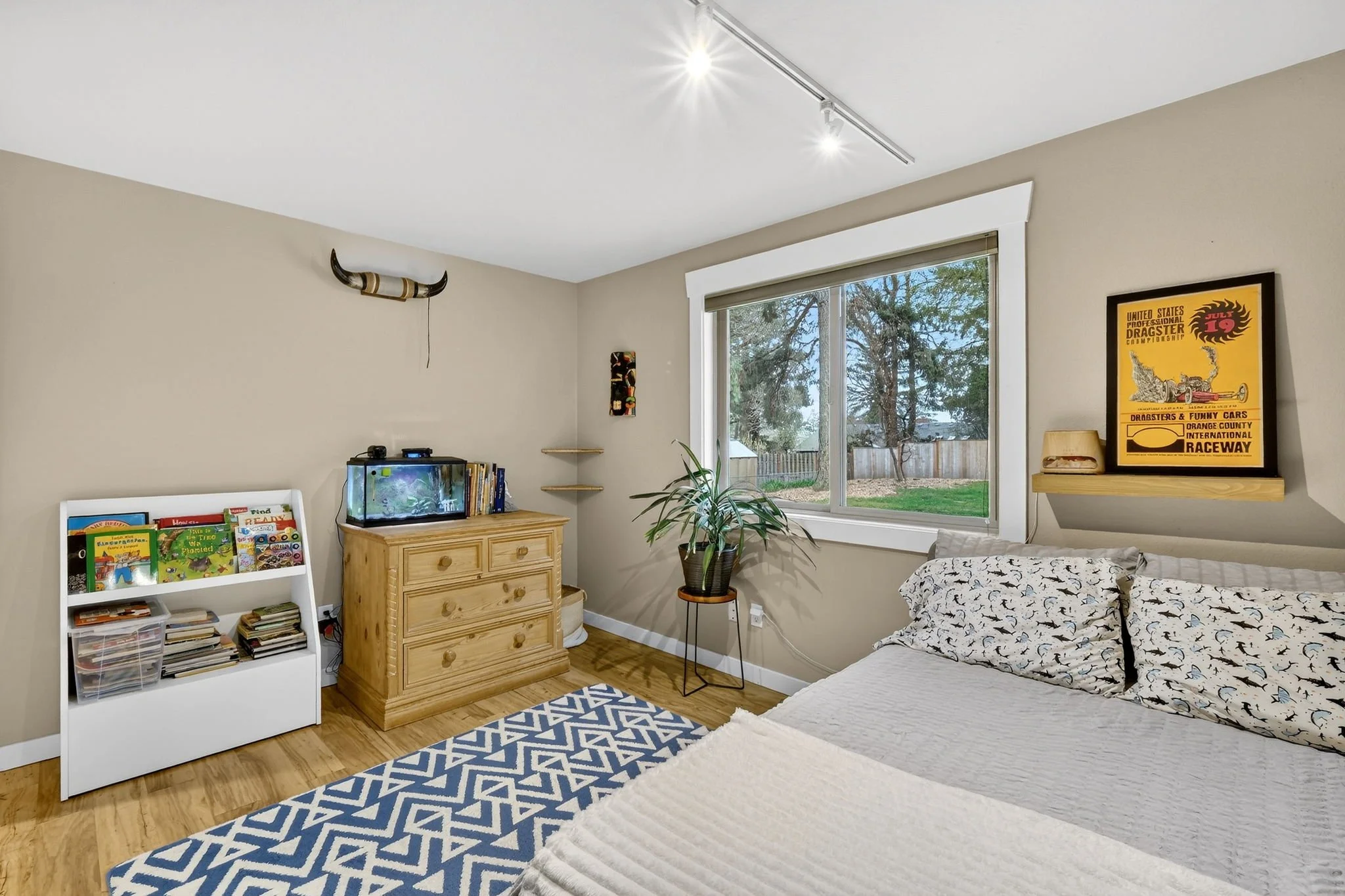 10015 SW 53rd Ave-30.jpg